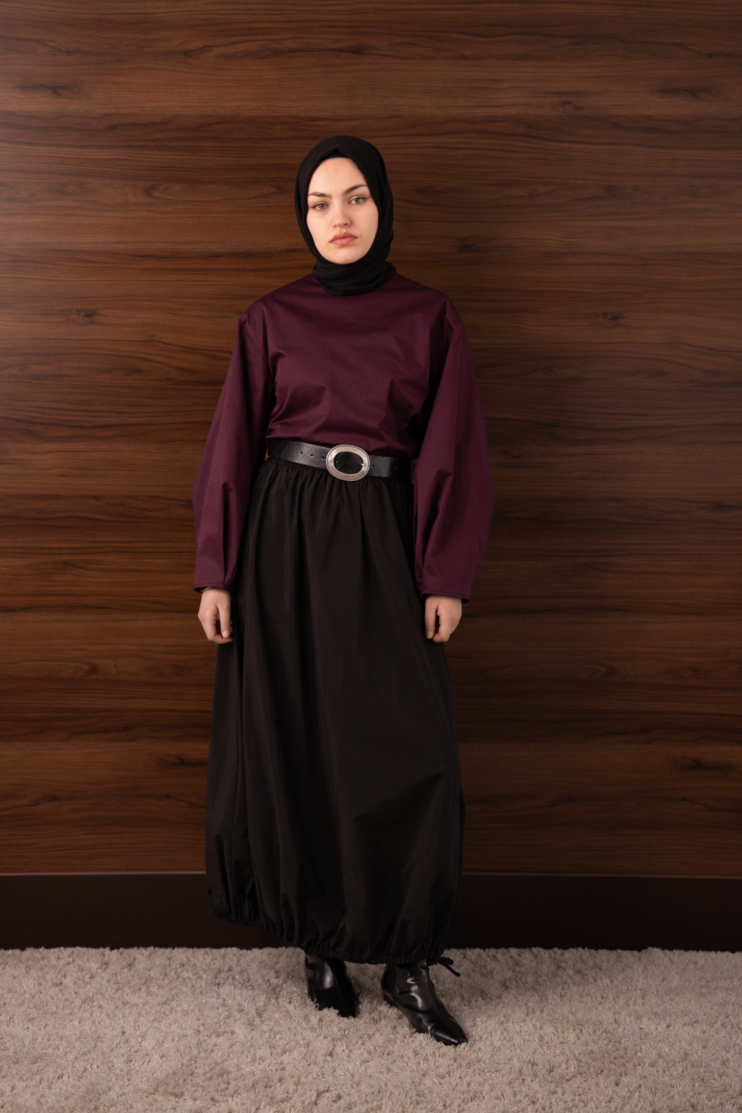 Etek Ucu Tünelli Etek Siyah