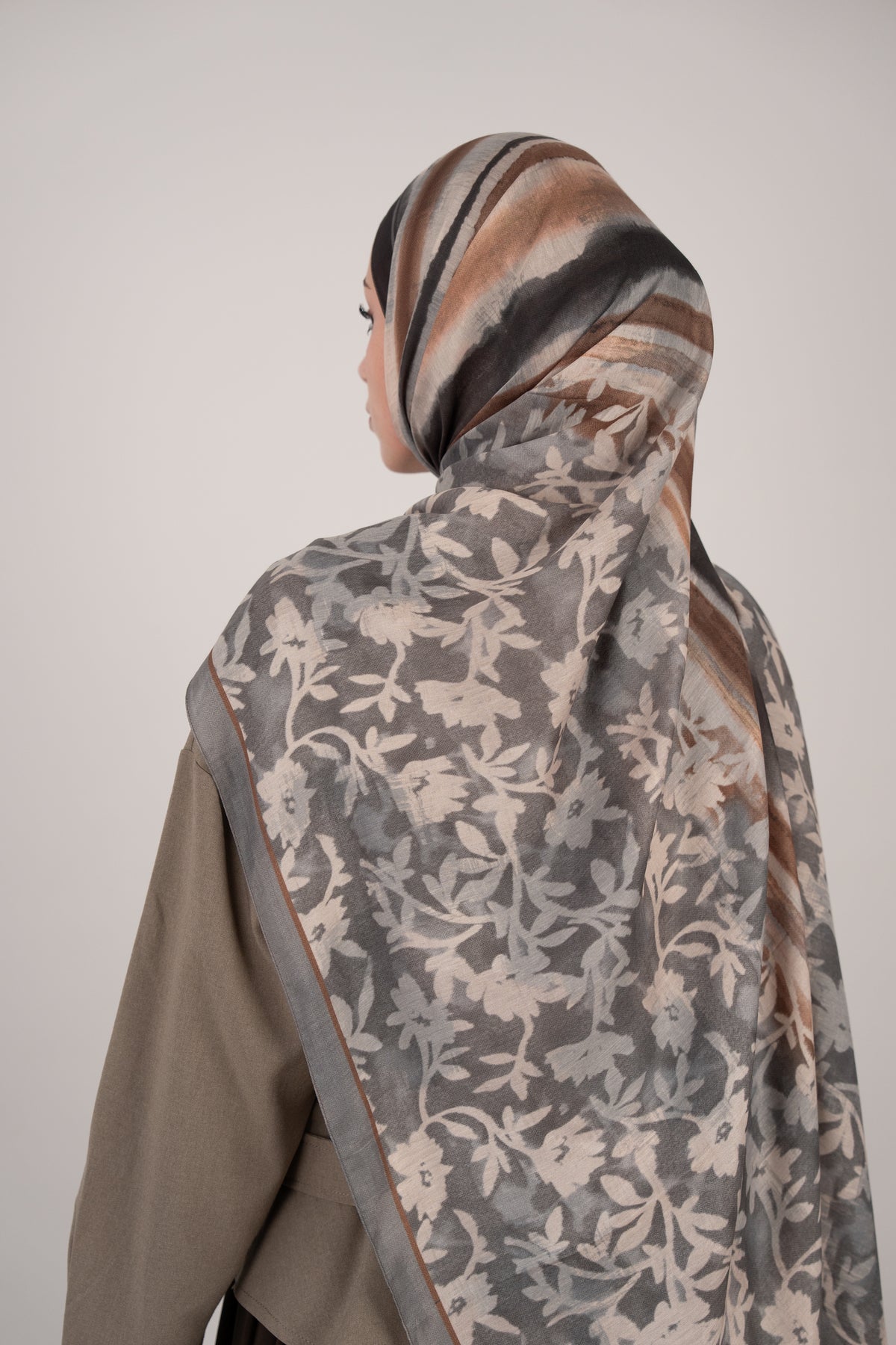 Floral Line Çift Taraflı Şal ANTRASİT