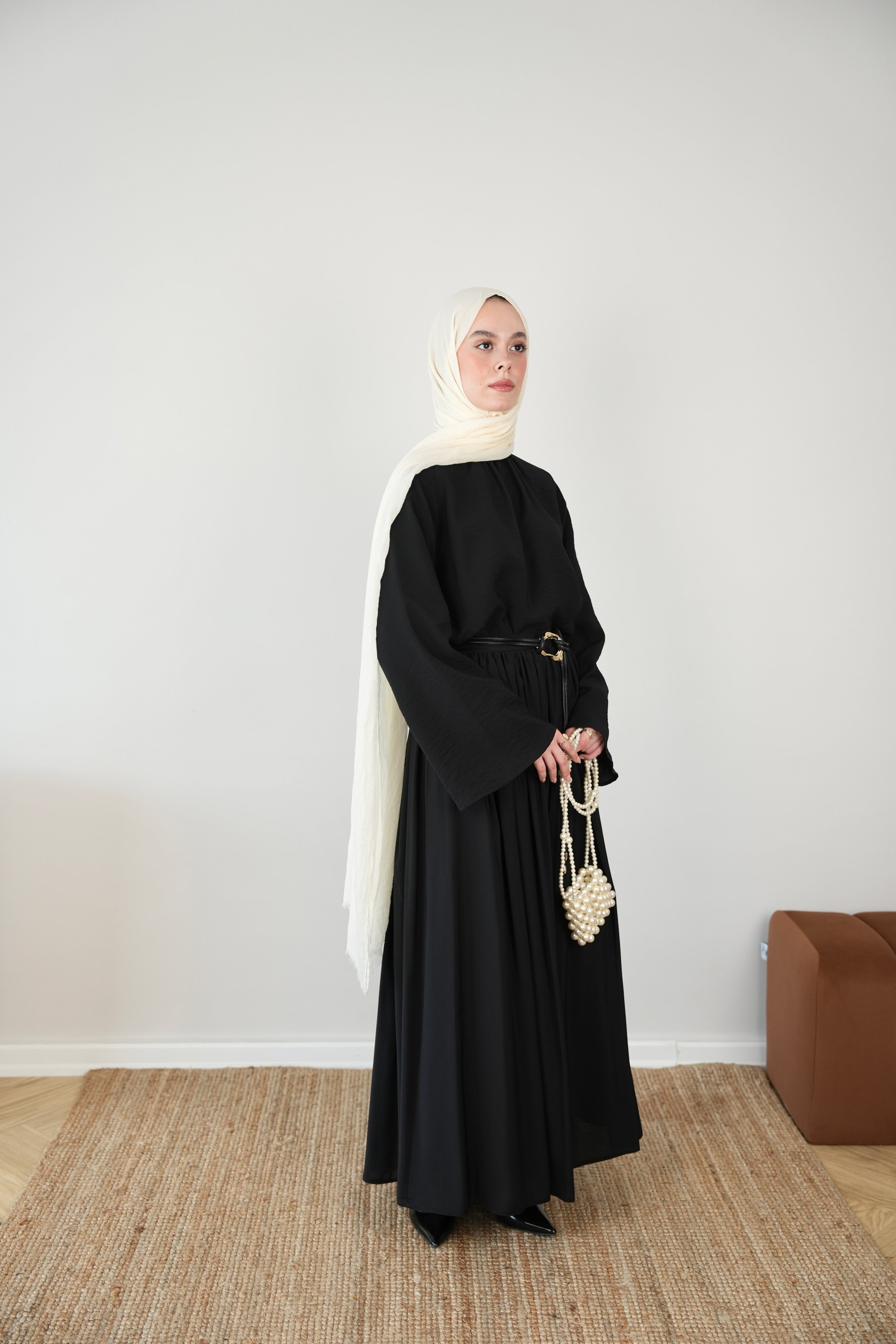 Helen Hakim Yaka Dökümlü Bluz SİYAH
