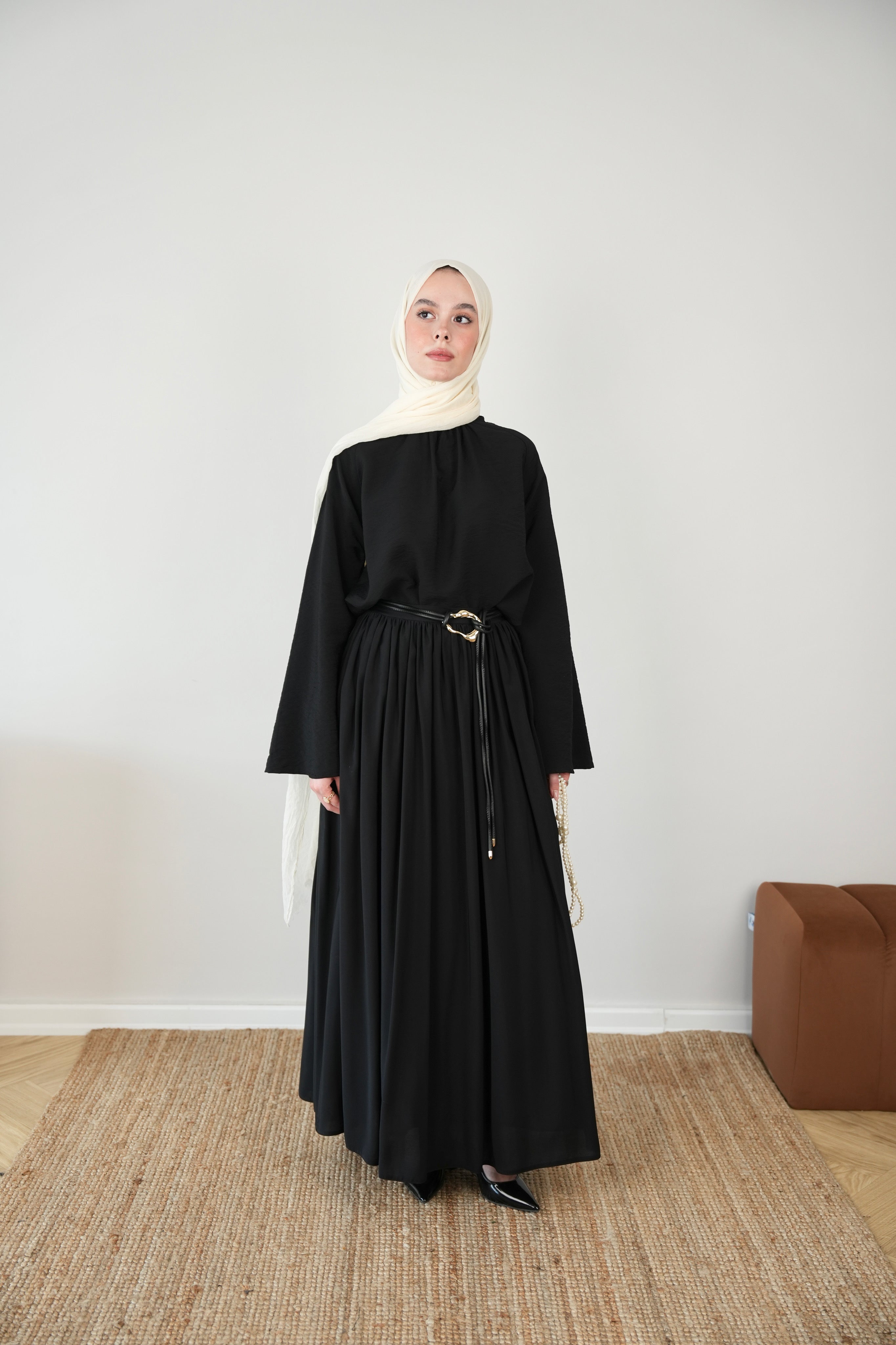 Helen Hakim Yaka Dökümlü Bluz SİYAH