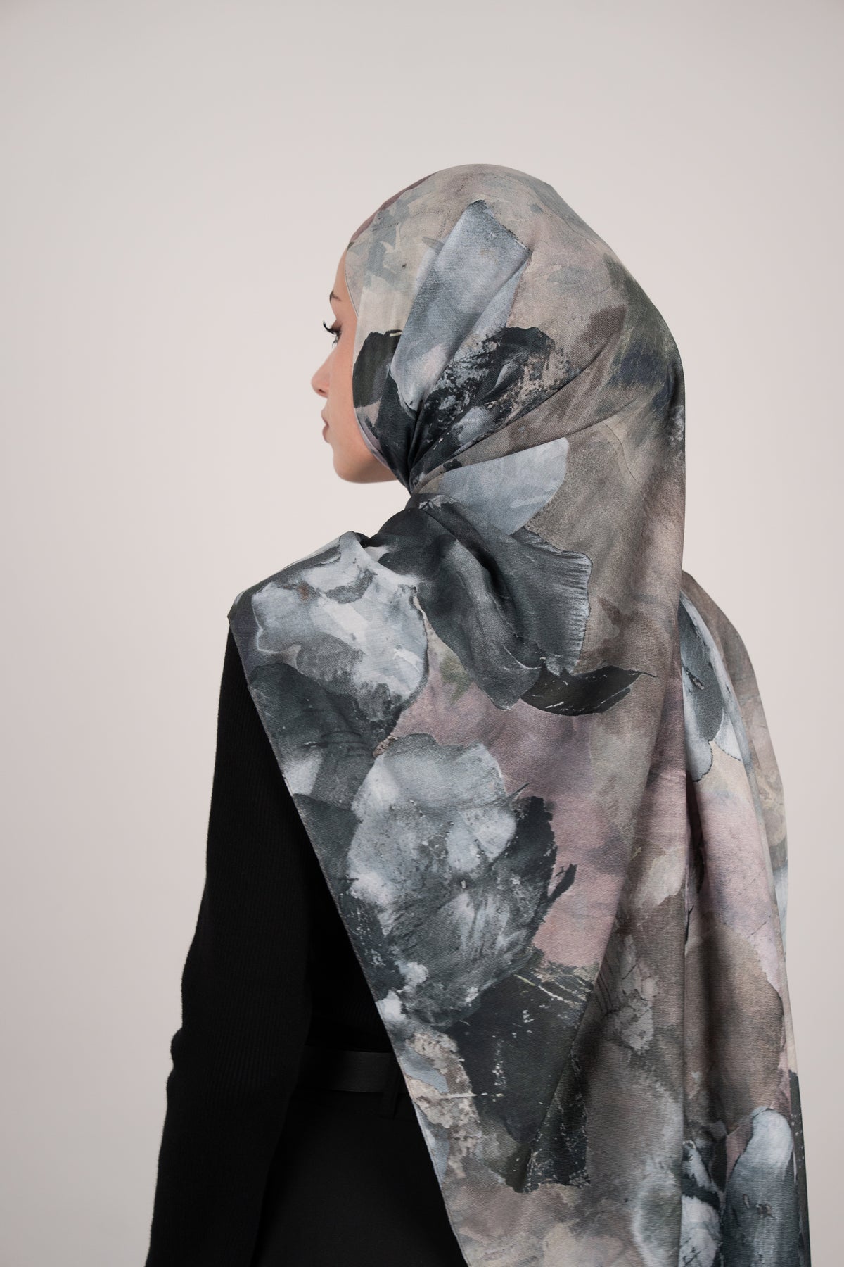 Flora Reverie Çift Taraflı Şal Gümüş