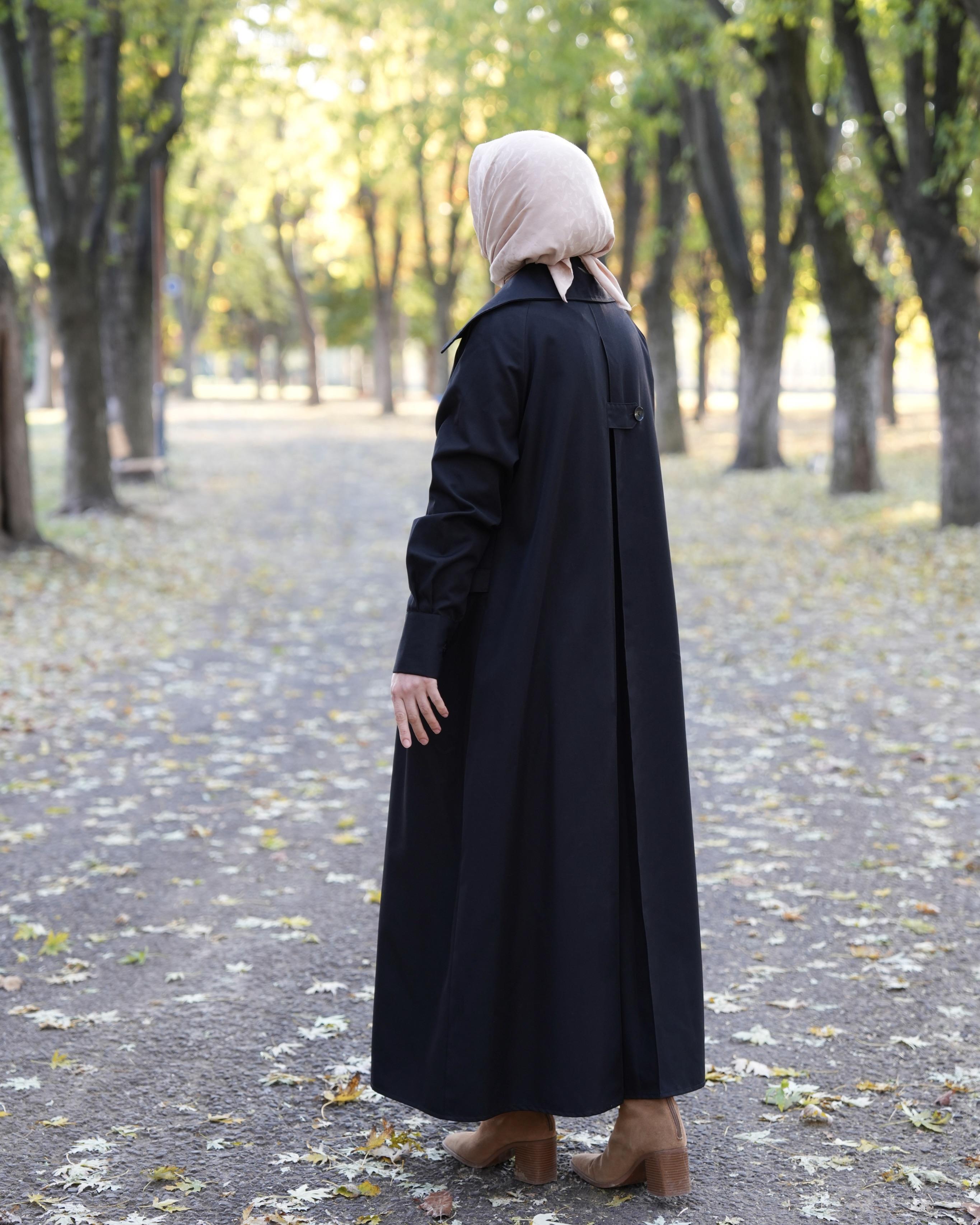 A Pileli Trençkot SİYAH