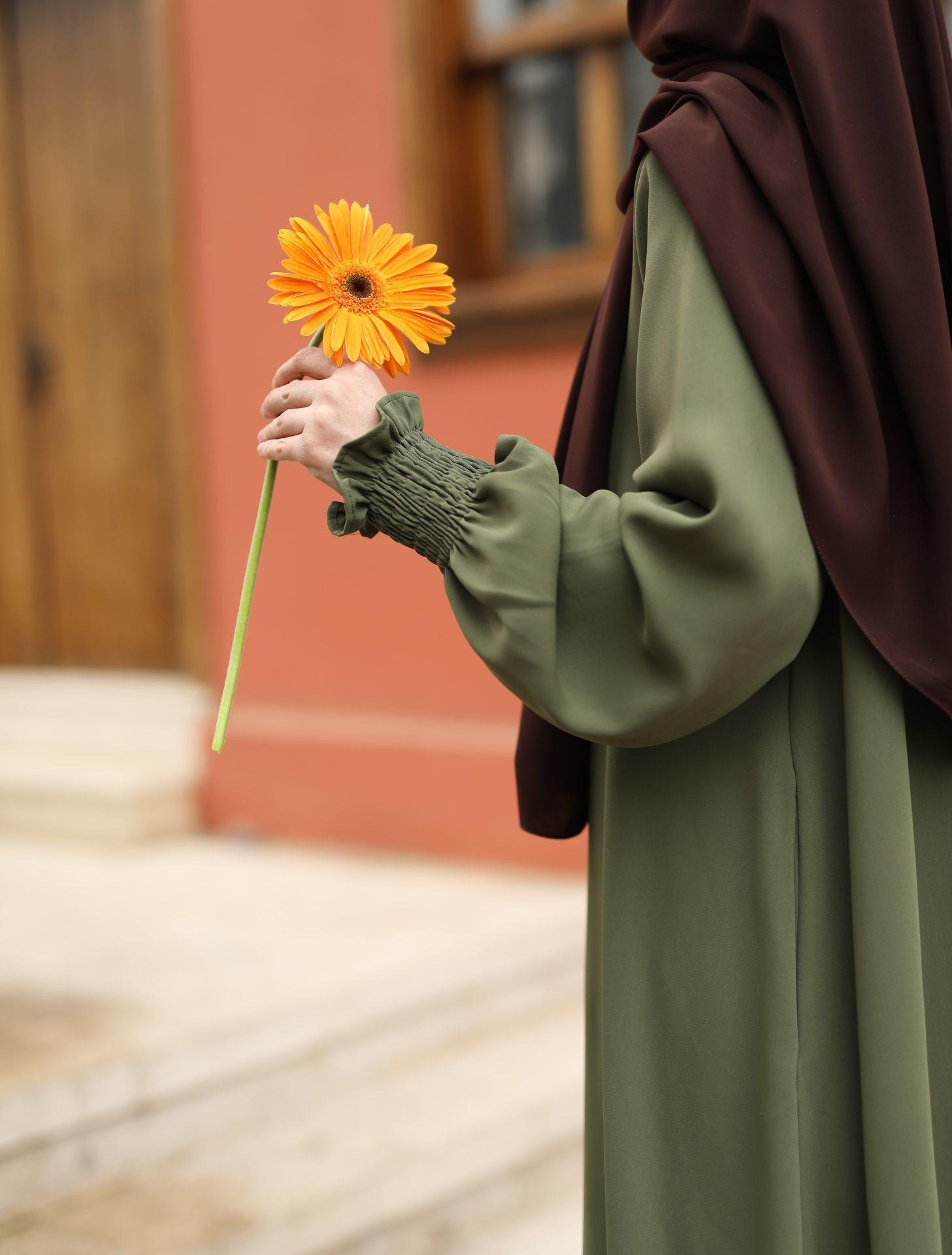 Aynil Kloş Ferace YEŞİL