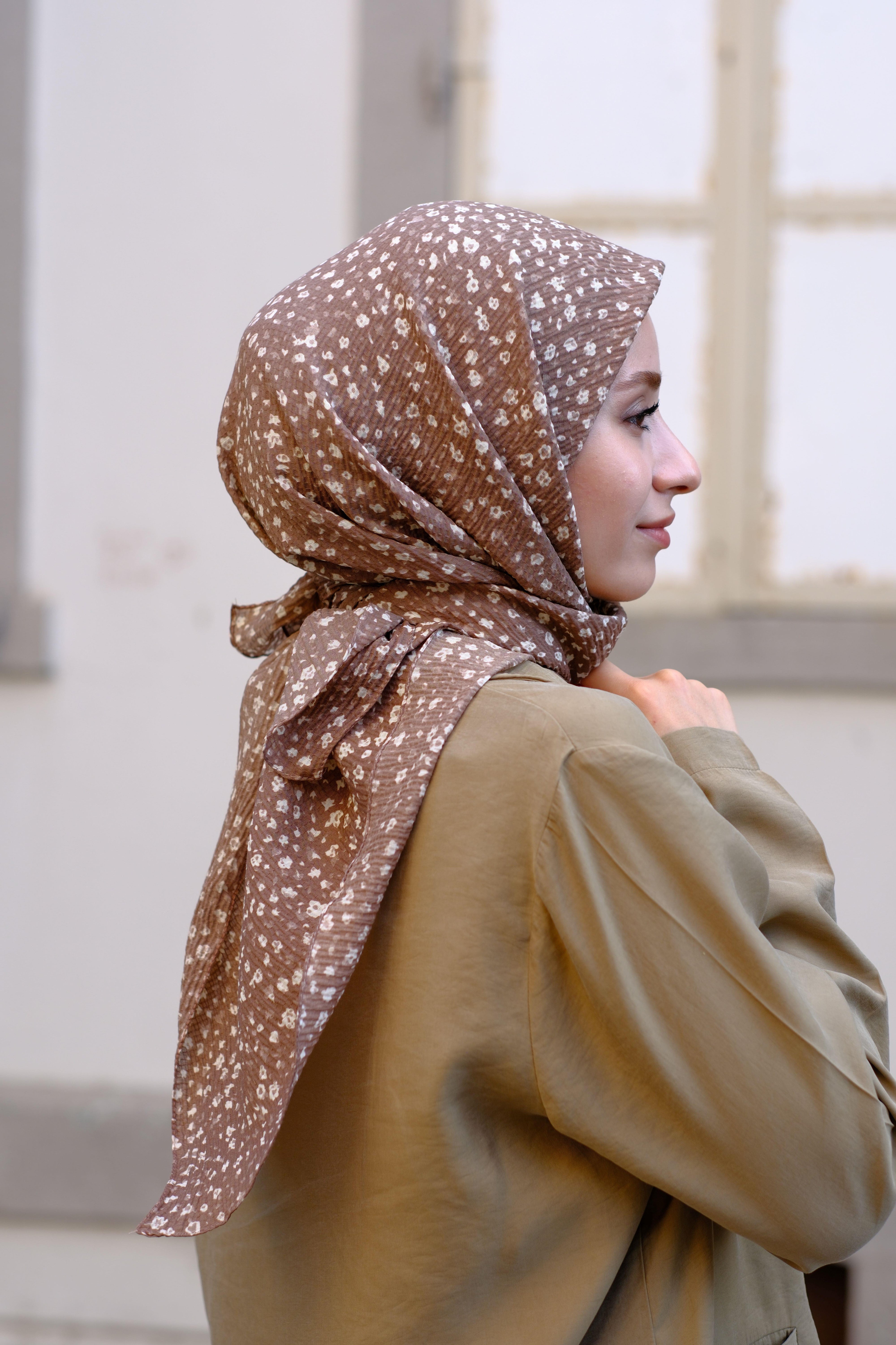 Çiçek Desenli Bürümcük Eşarp KOYU VİZON