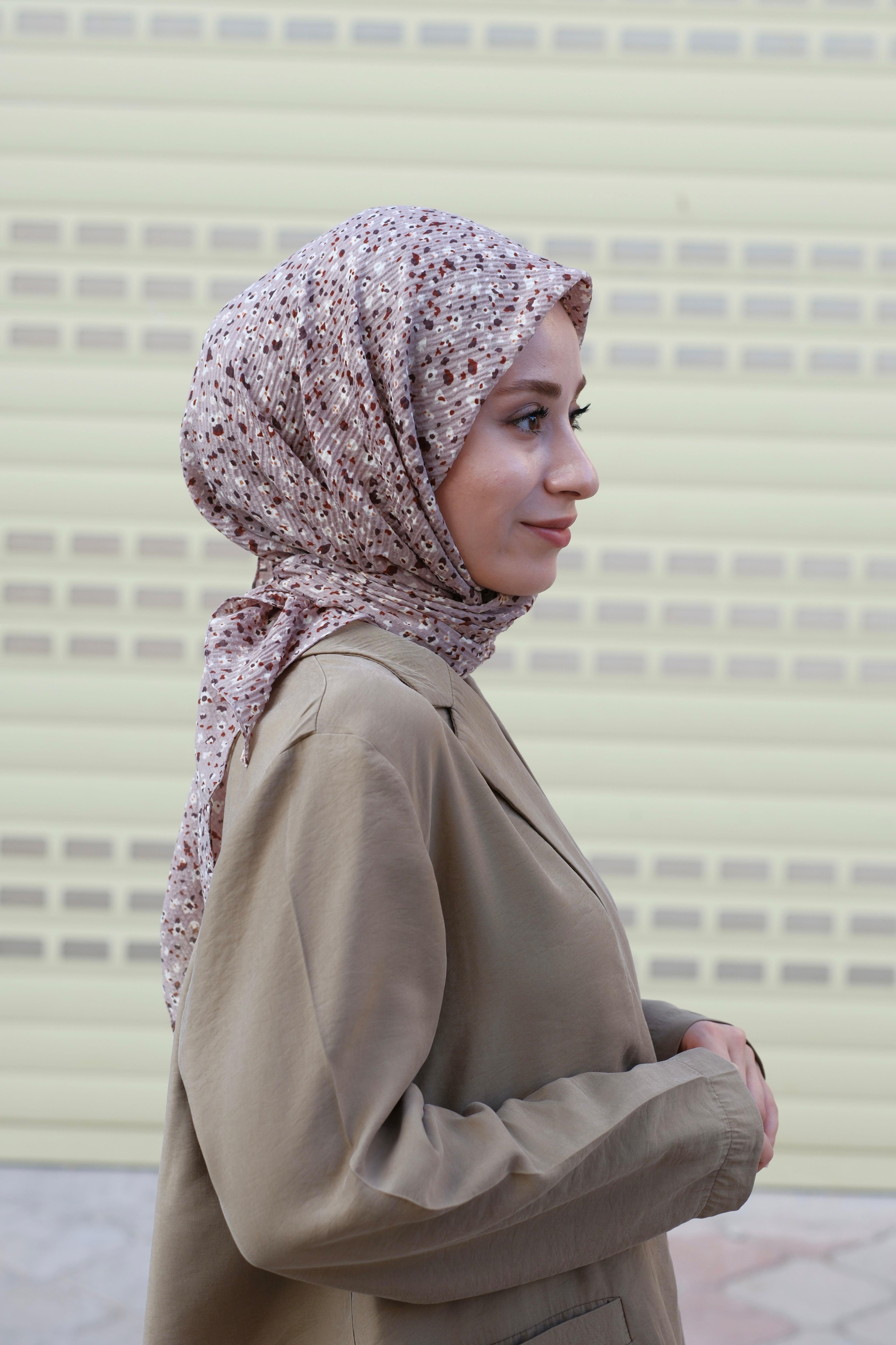 Çiçek Desenli Bürümcük Eşarp VİZON