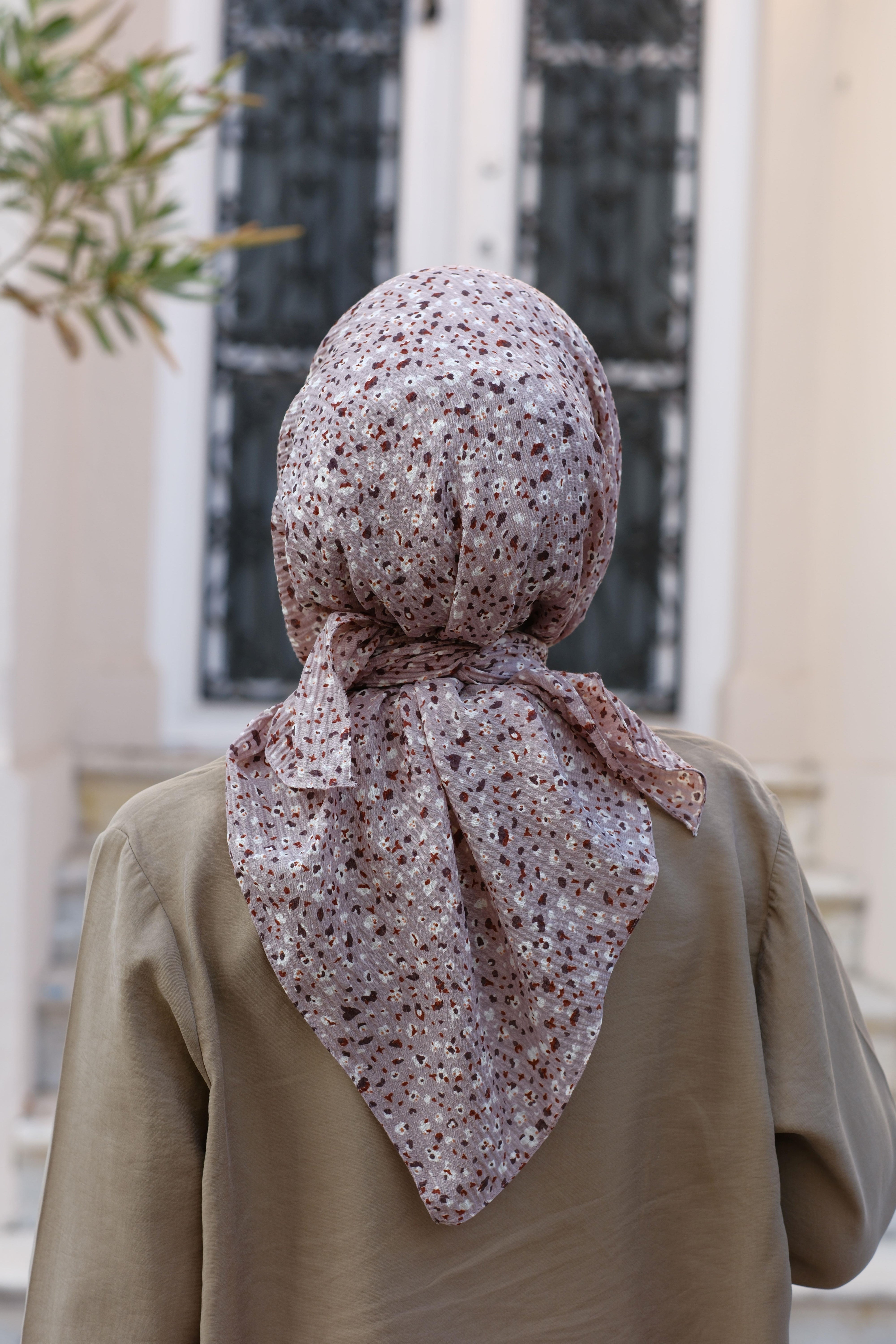 Çiçek Desenli Bürümcük Eşarp VİZON