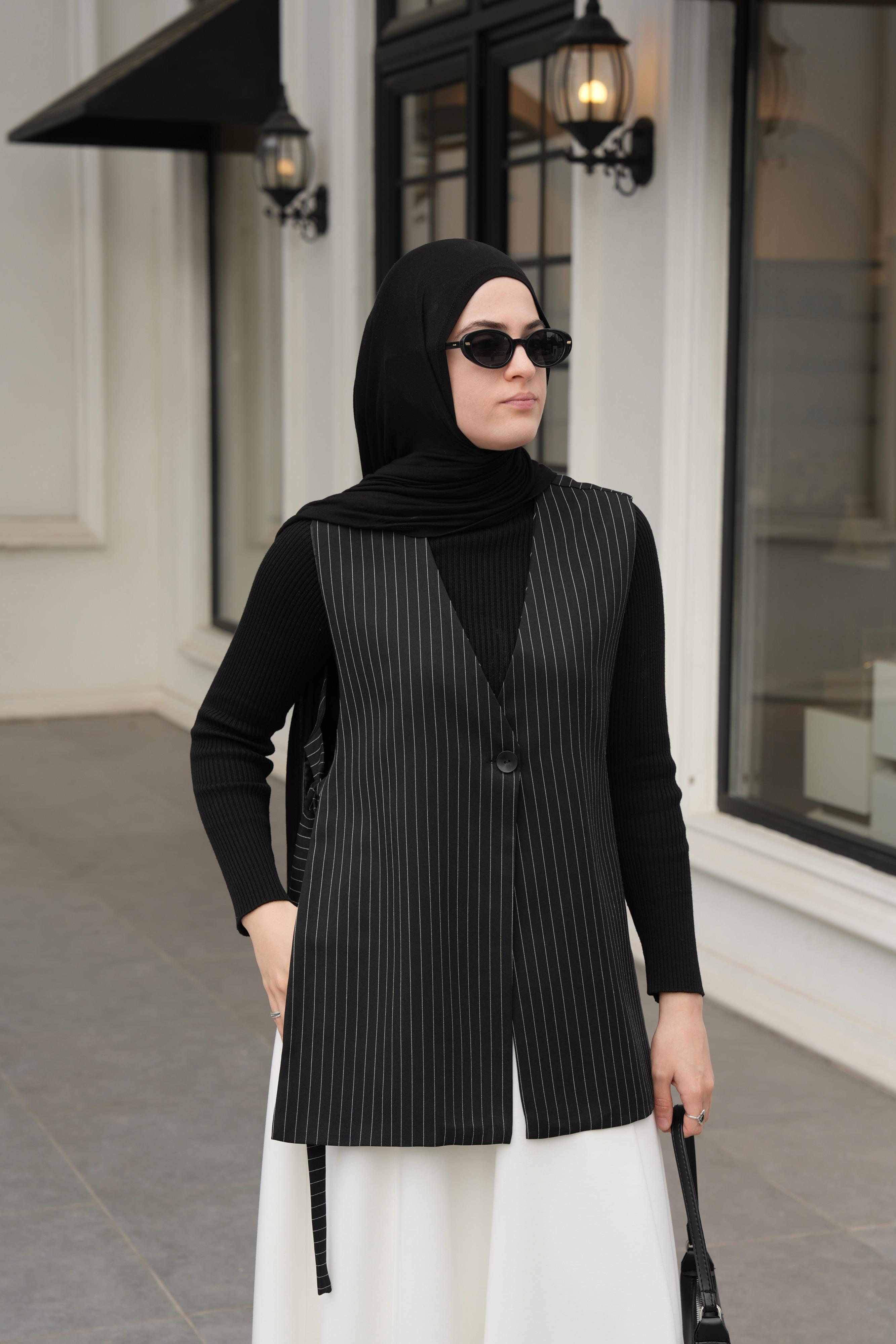 Çizgili Bağlamalı Yelek Siyah