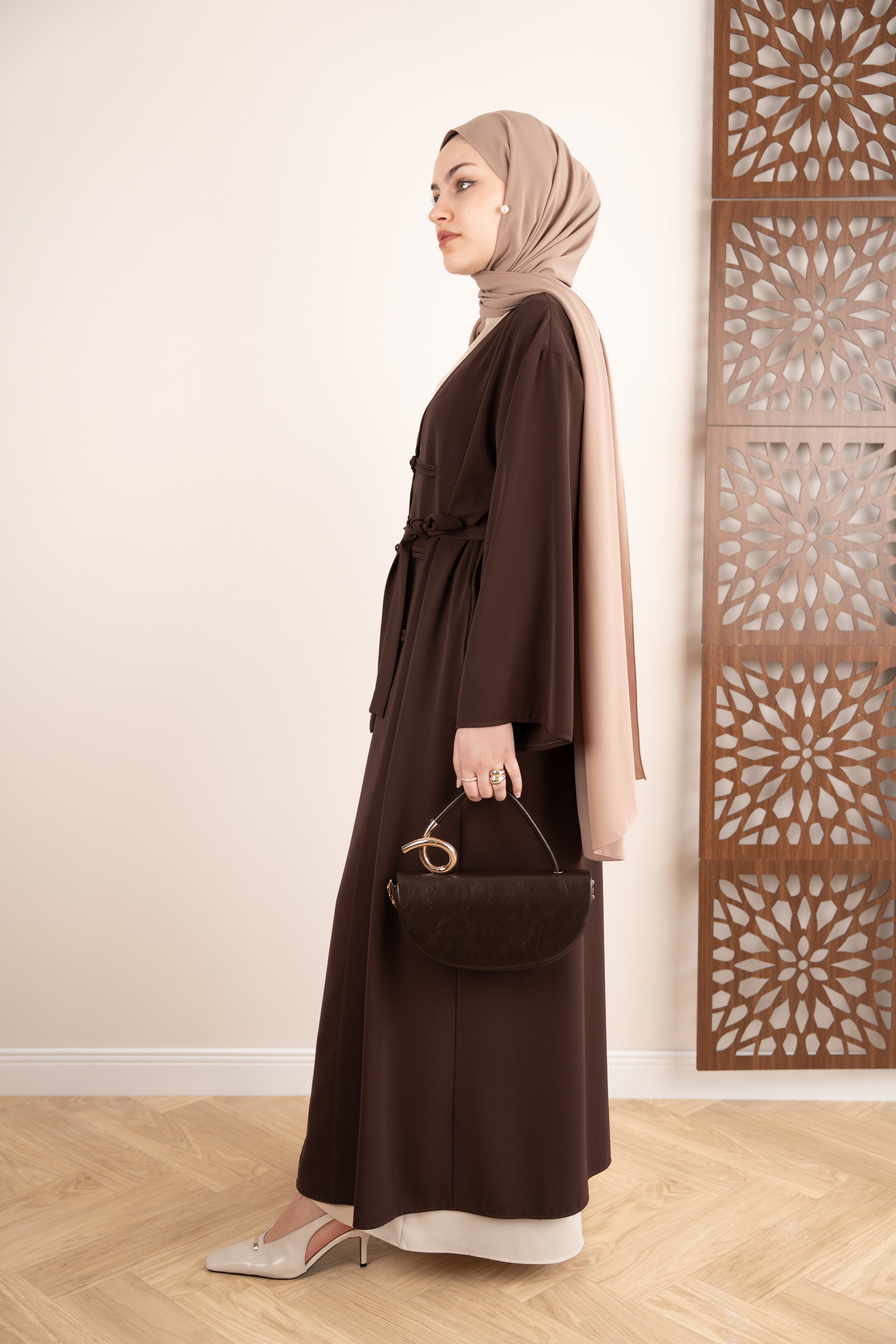 Şerit Düğmeli Abaya KAHVERENGİ