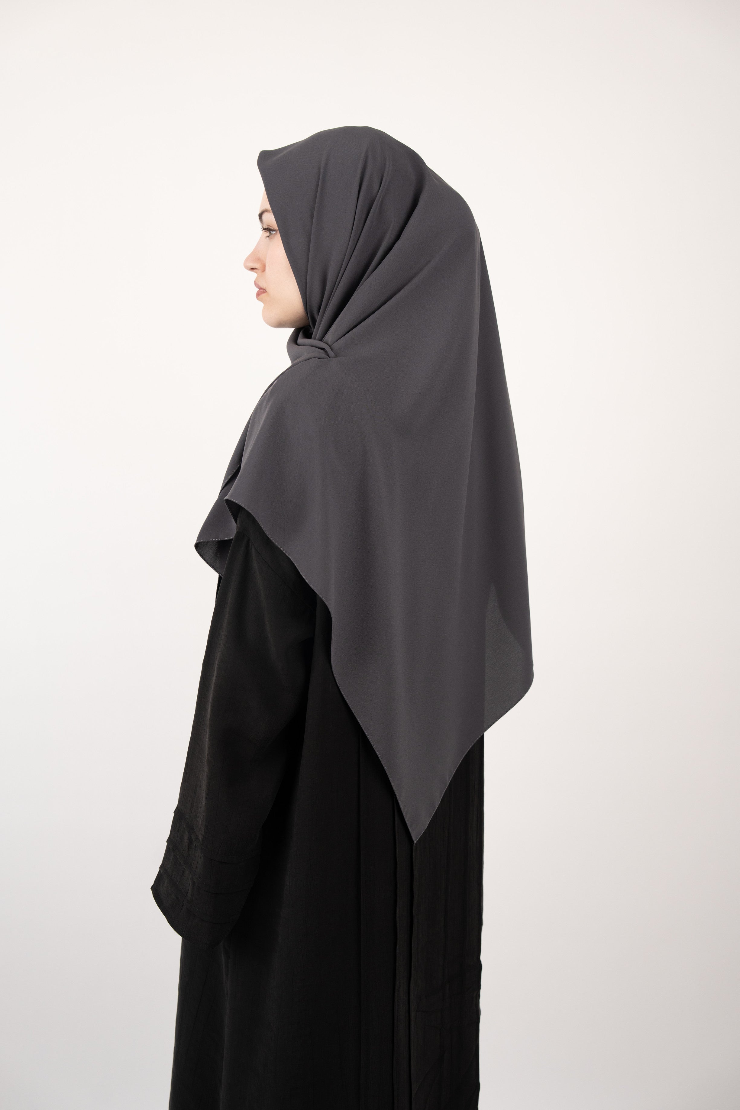 Medine İpeği Eşarp FÜME