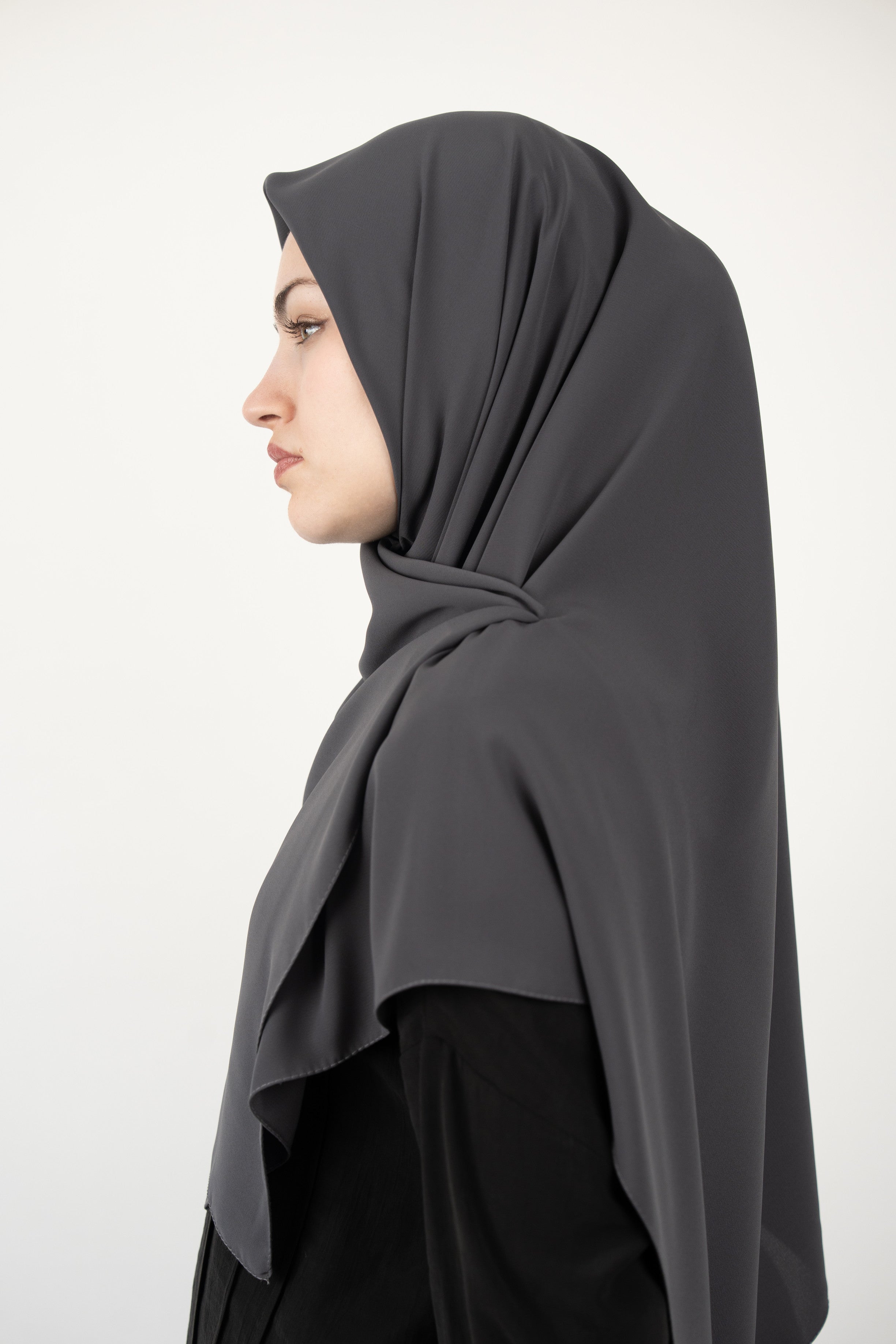 Medine İpeği Eşarp FÜME