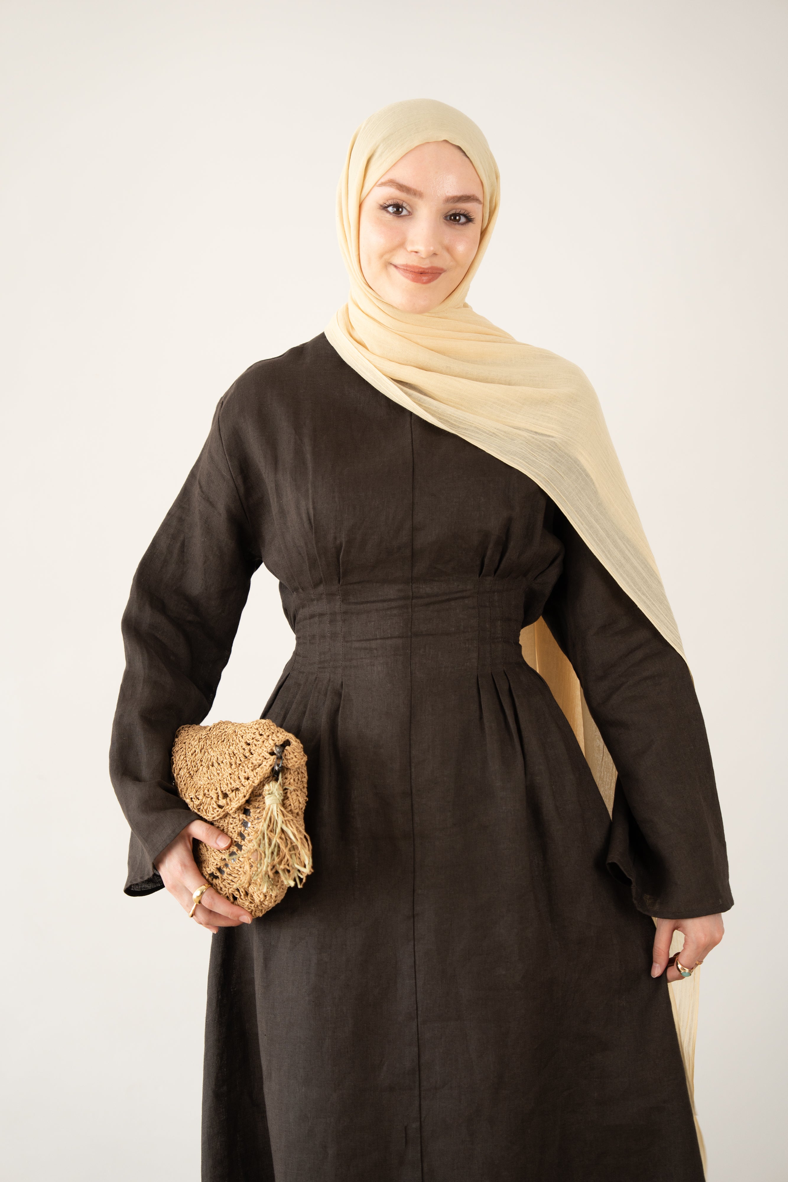 Pileli Dikişli Keten Elbise KAHVERENGİ