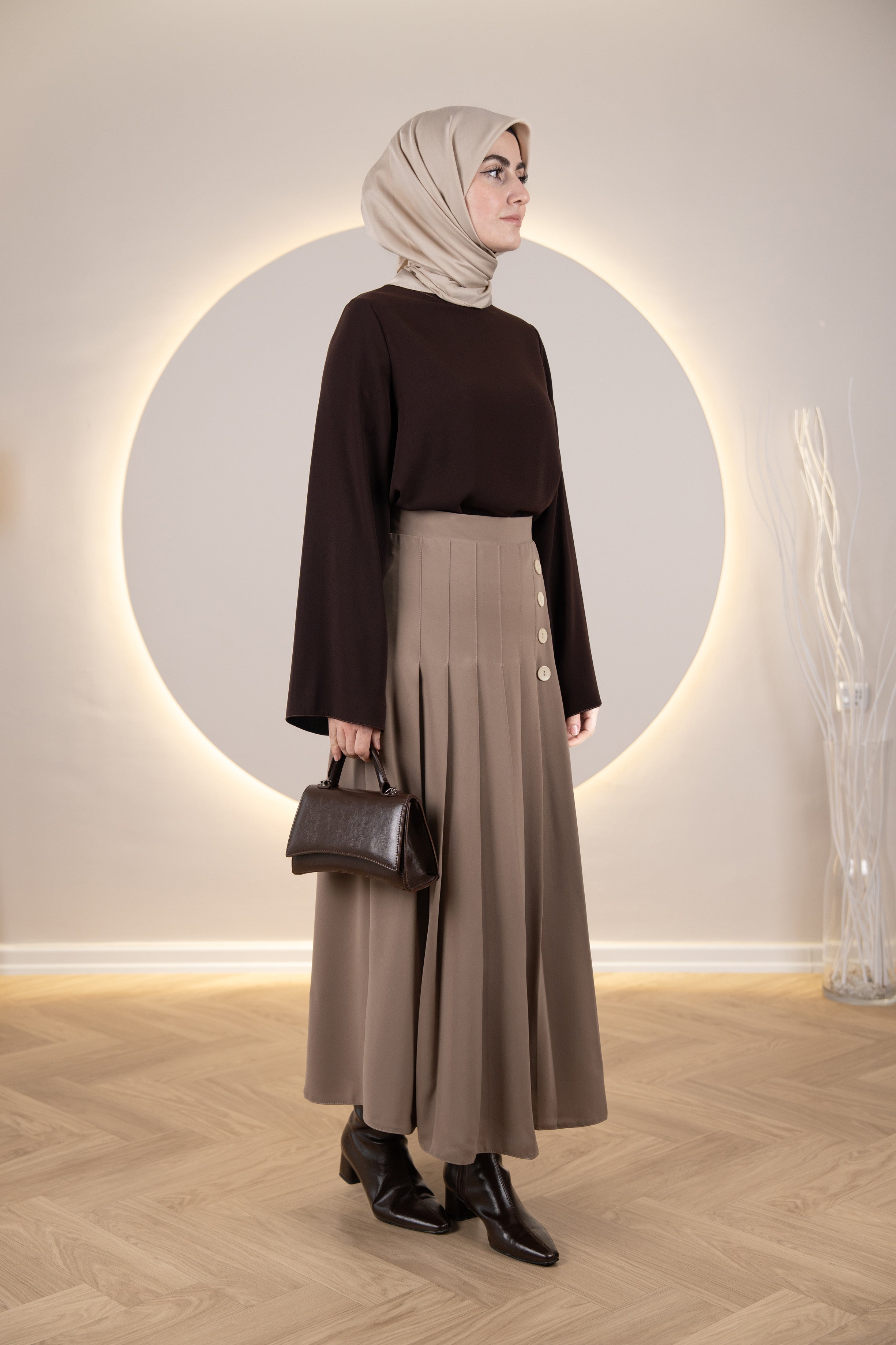 Pileli Yan Düğmeli Etek VİZON