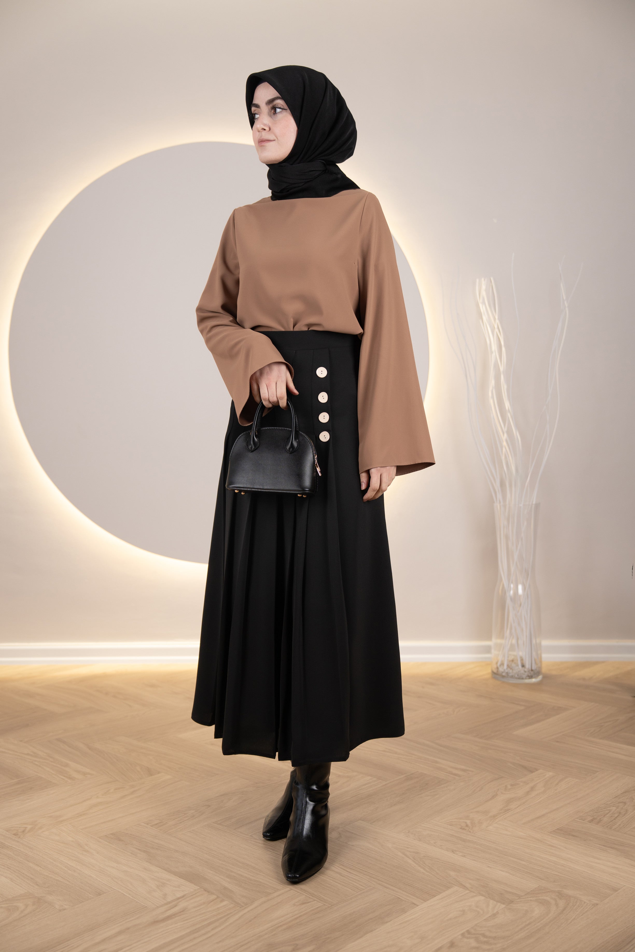 Pileli Yan Düğmeli Etek SİYAH