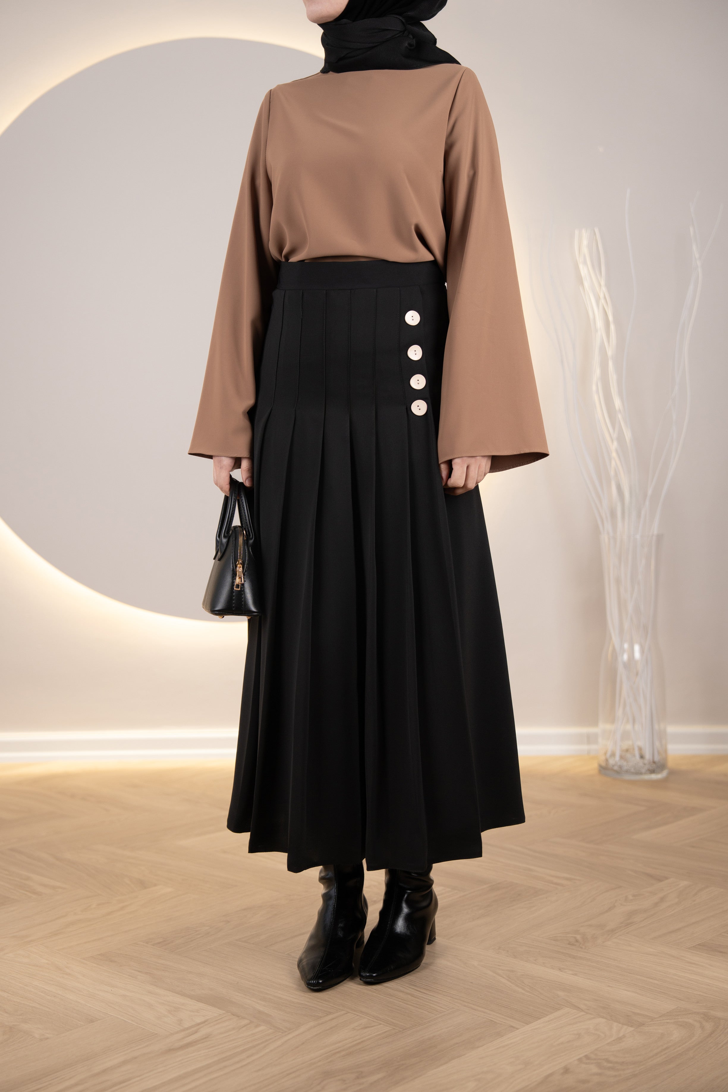 Pileli Yan Düğmeli Etek SİYAH