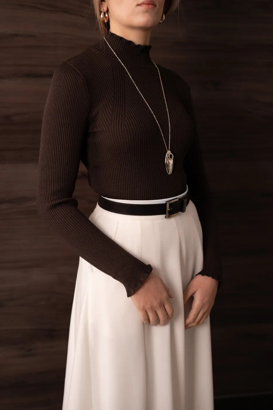 Dik Yaka Triko Body KAHVERENGİ