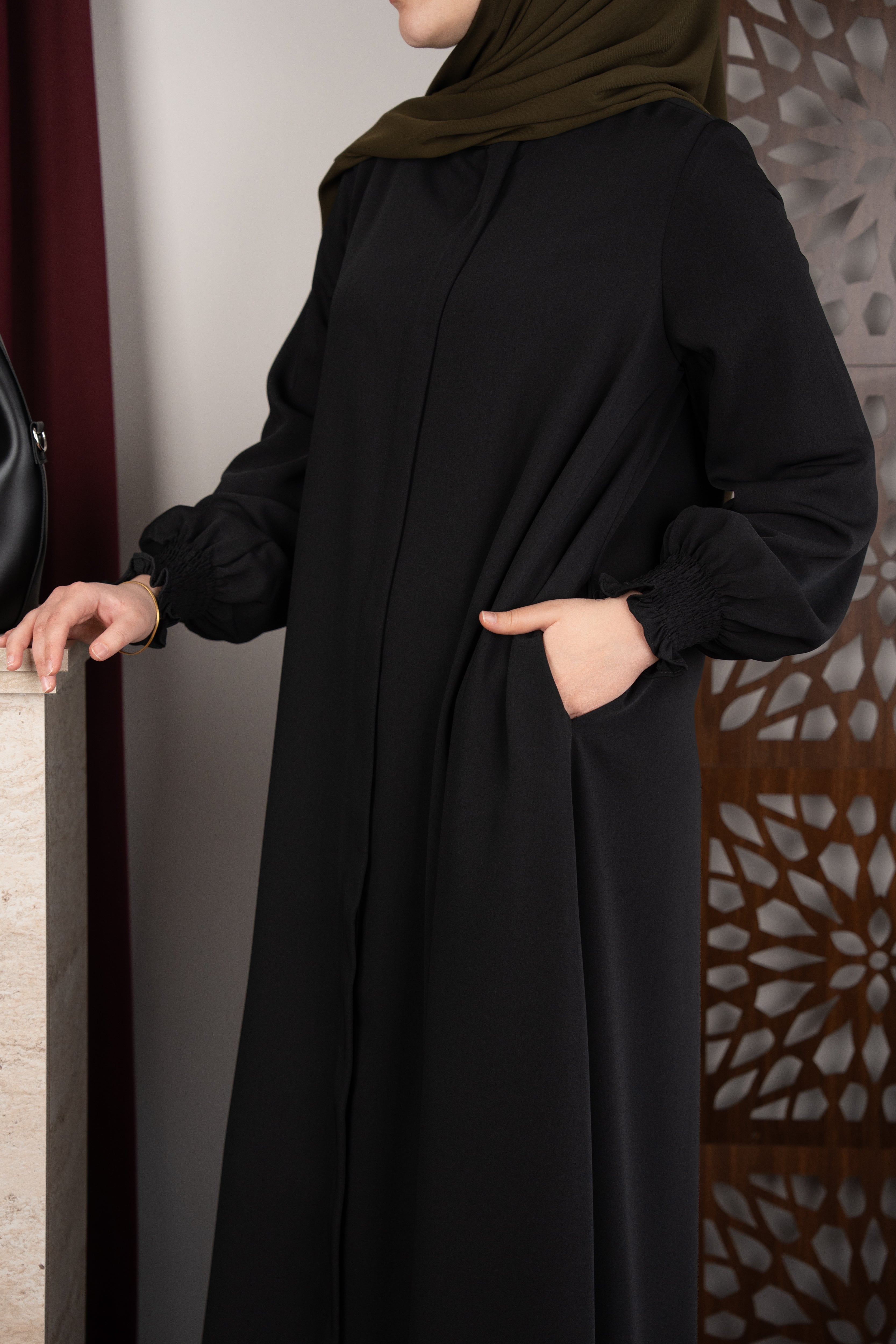 Aynil Kloş Ferace SİYAH