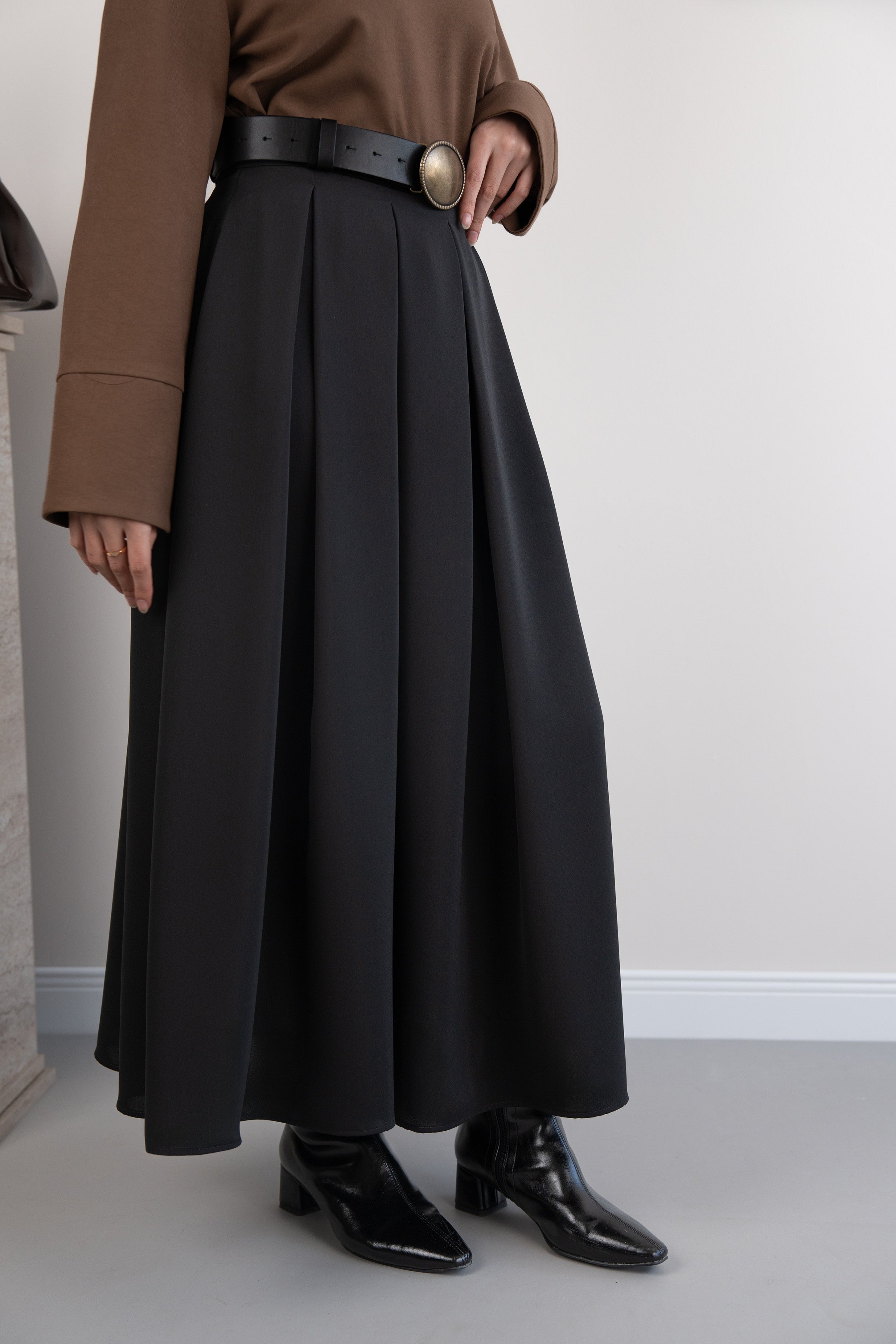 Geniş Pileli Etek SİYAH