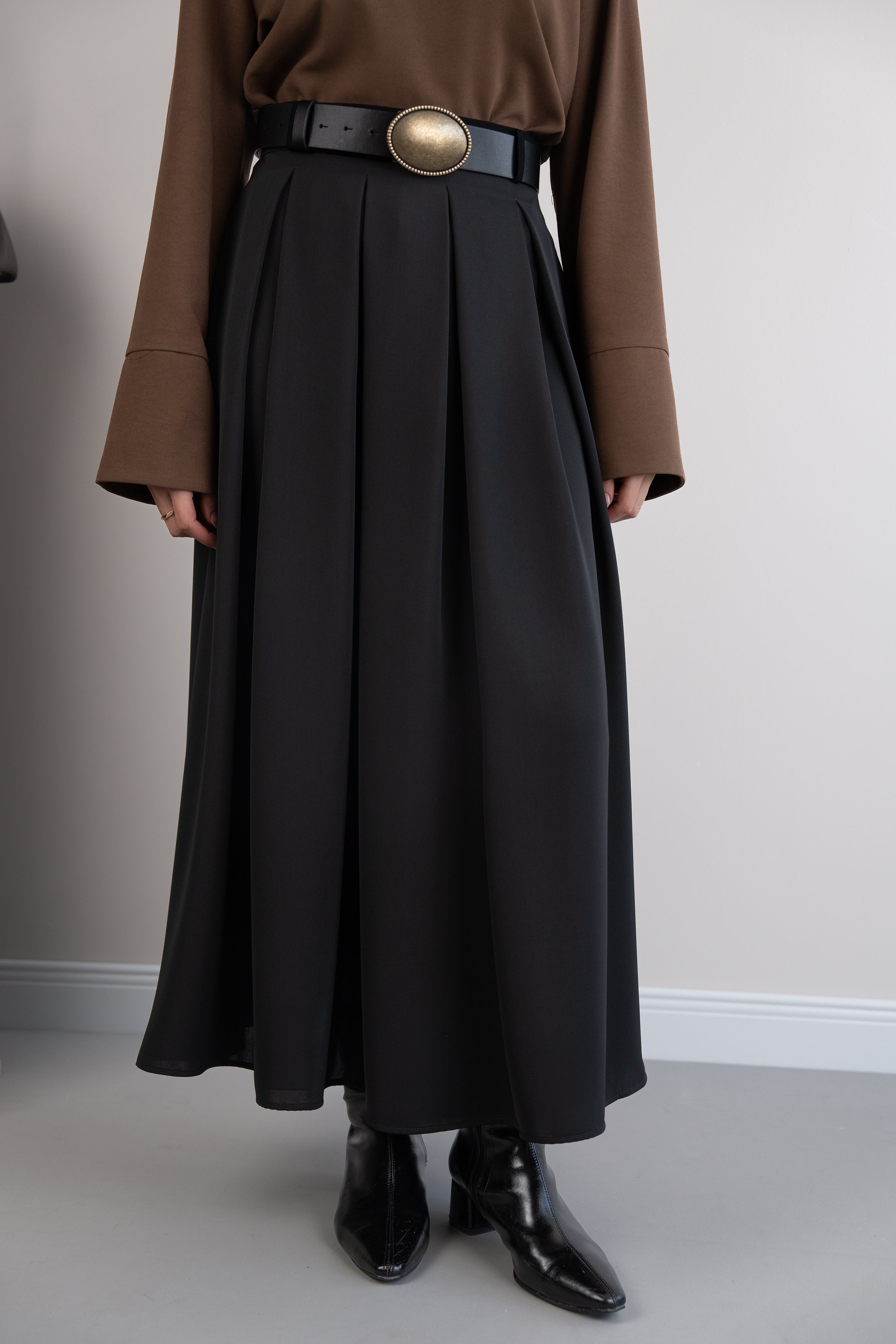 Geniş Pileli Etek SİYAH