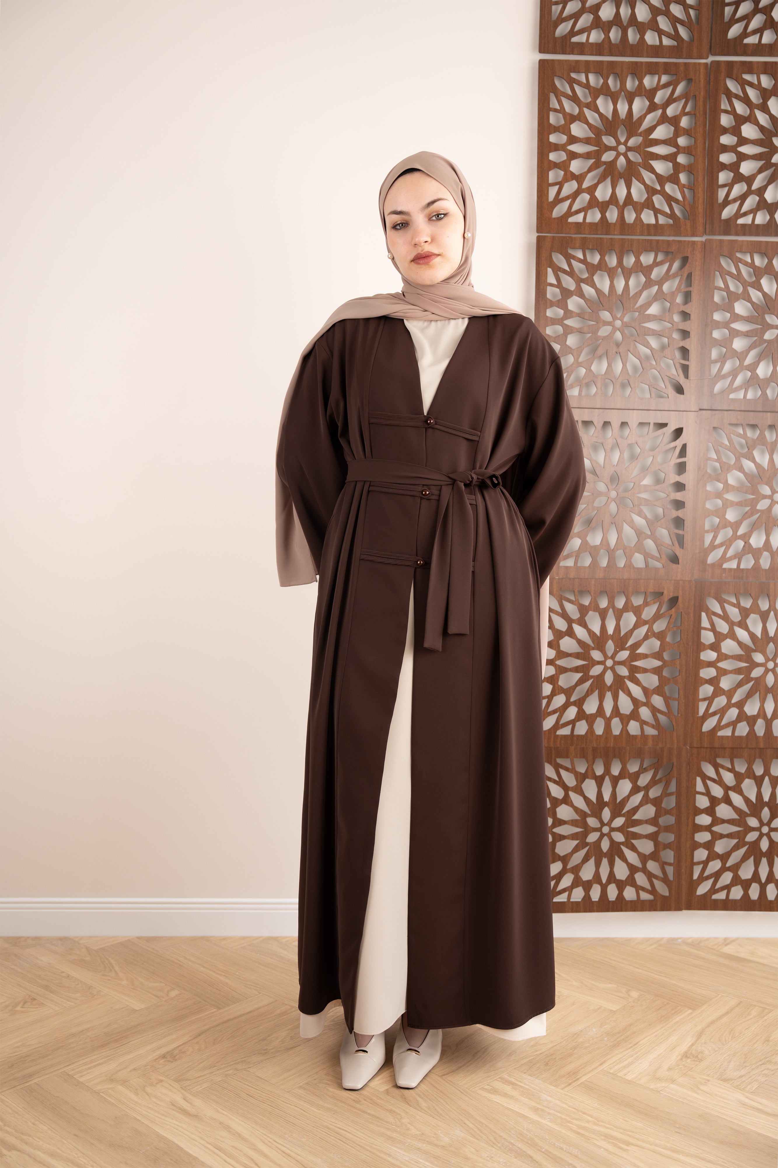 Şerit Düğmeli Abaya KAHVERENGİ