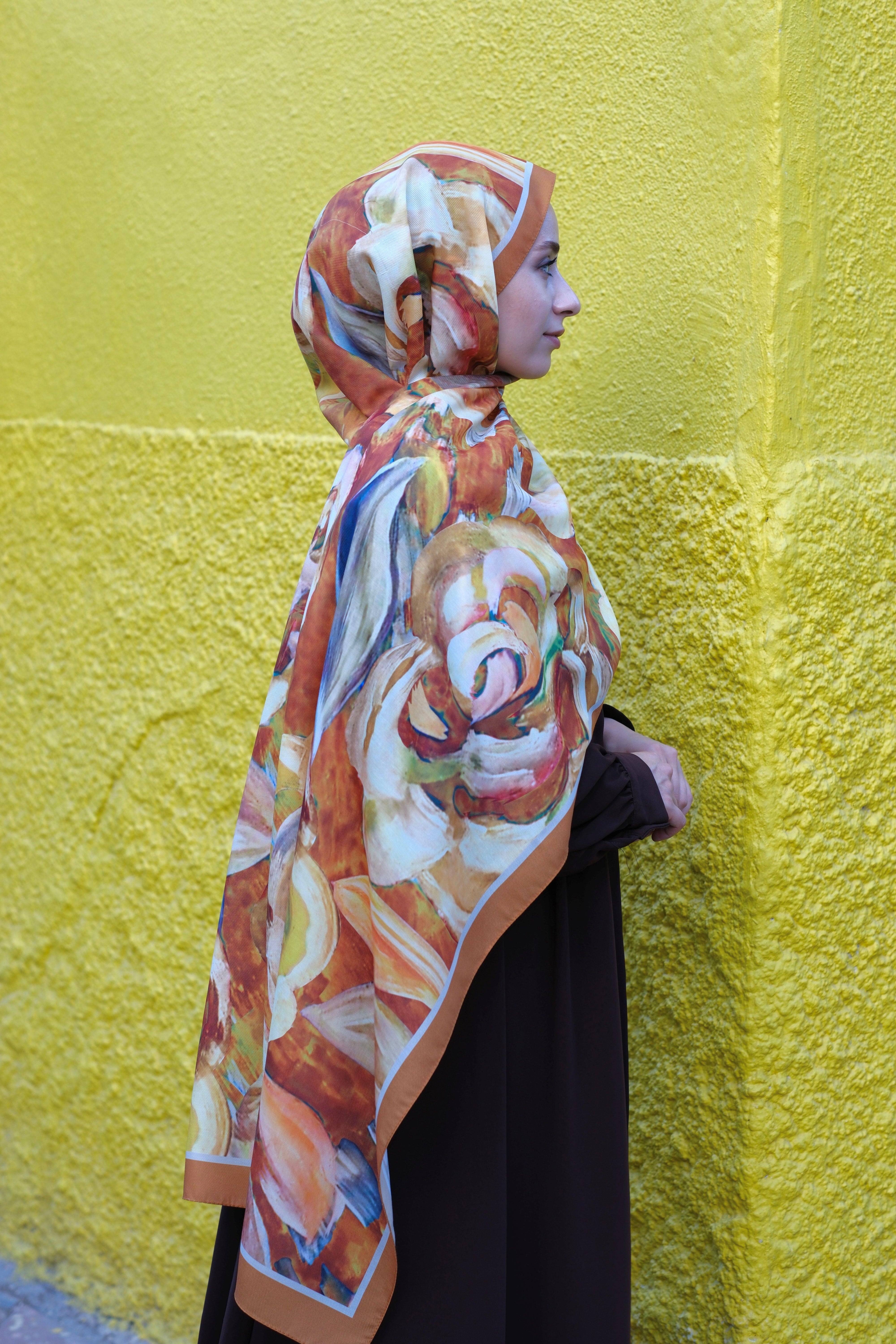 Gül Desenli Şal Hardal