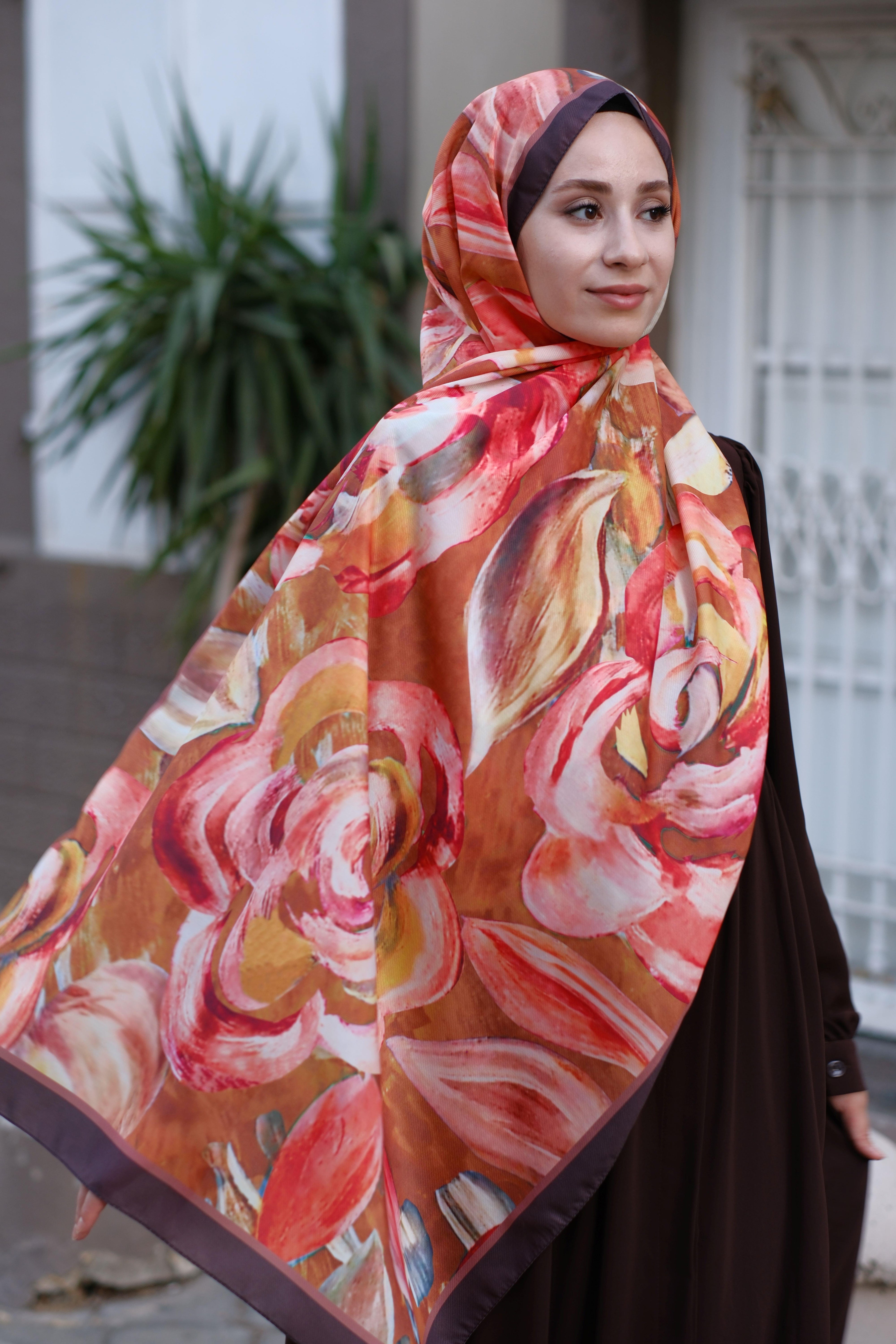 Gül Desenli Şal KAHVERENGİ