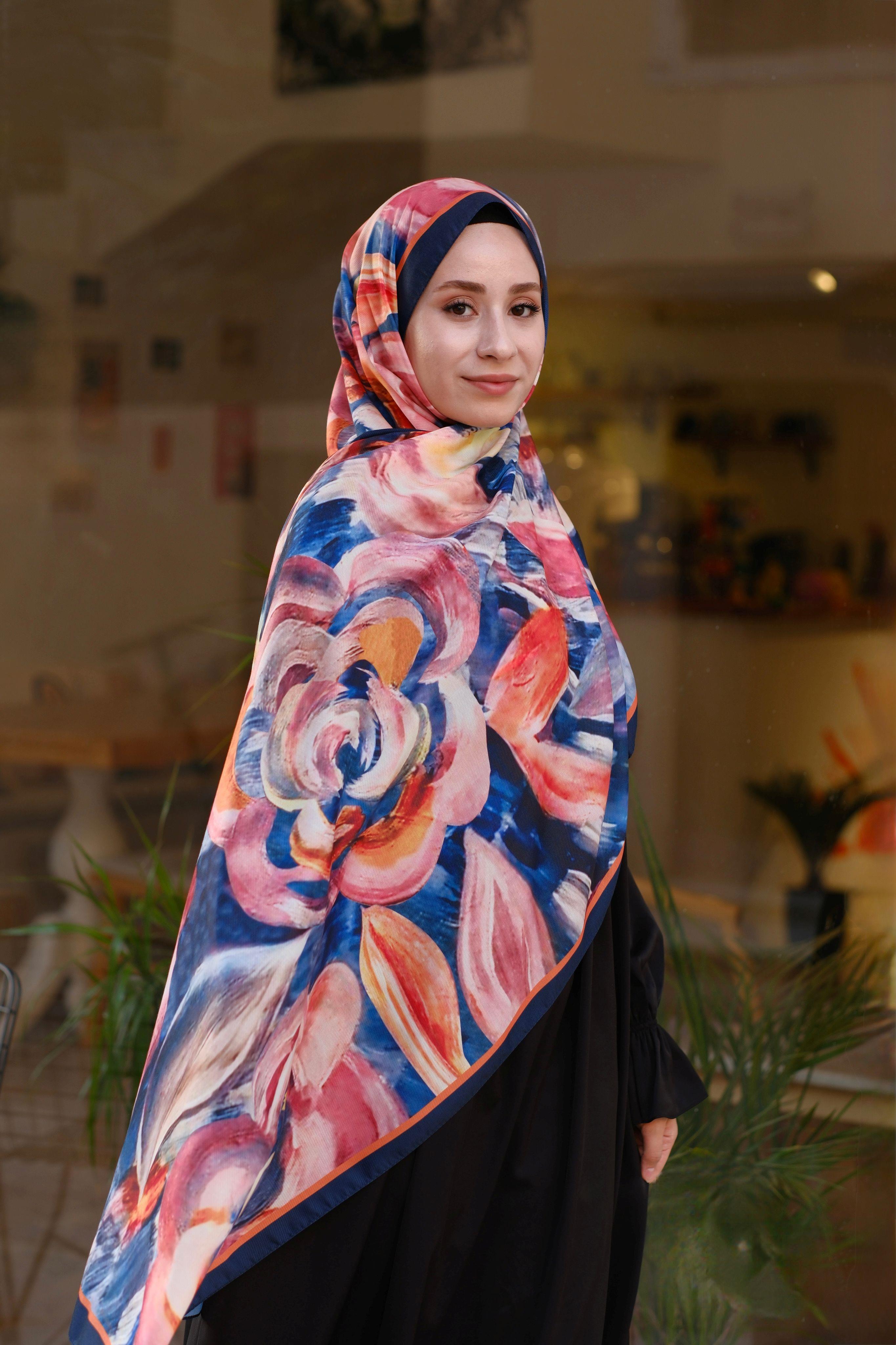 Gül Desenli Şal LACİVERT