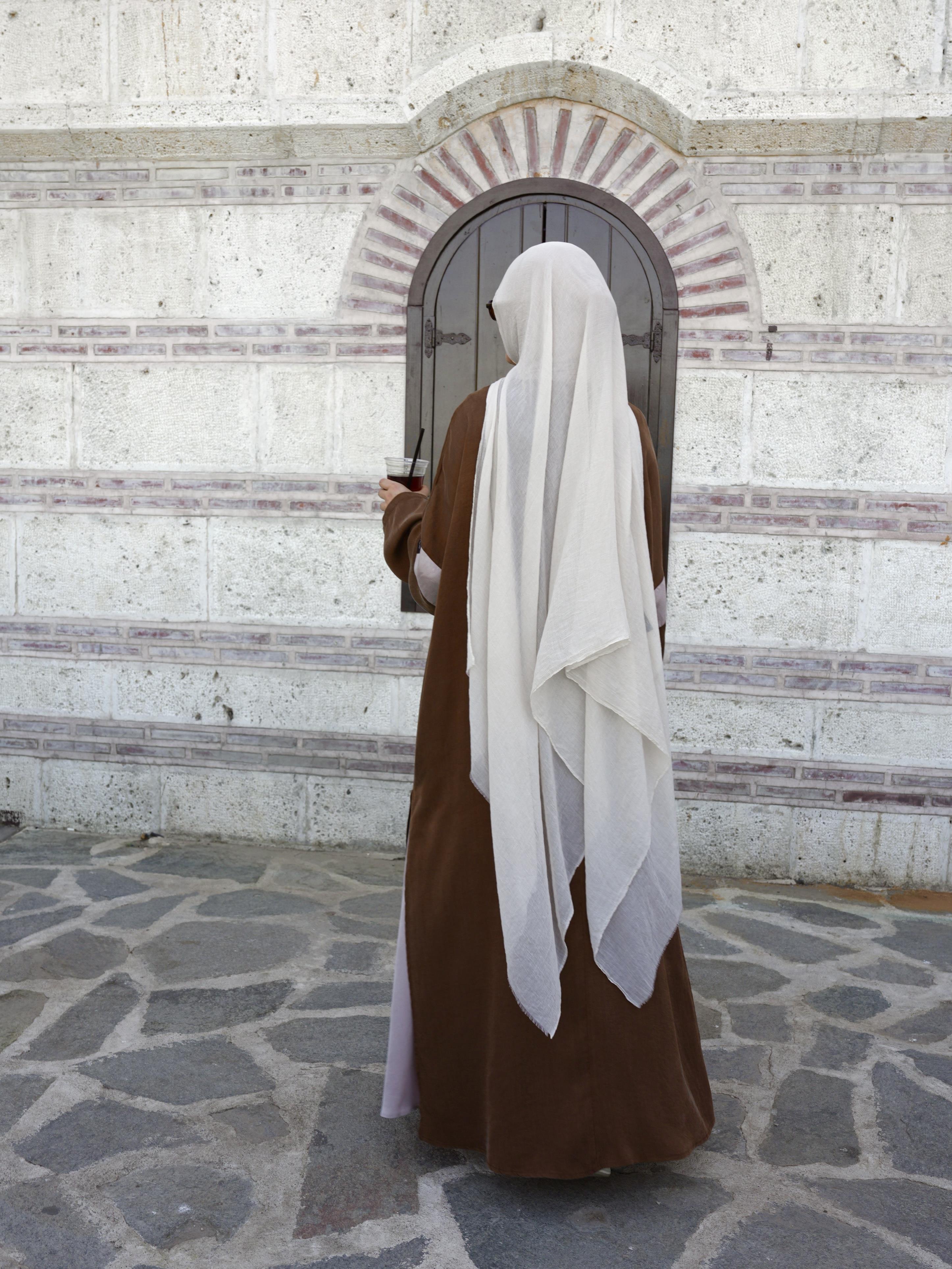 İpek Cupra Etekli Takım Kahverengi