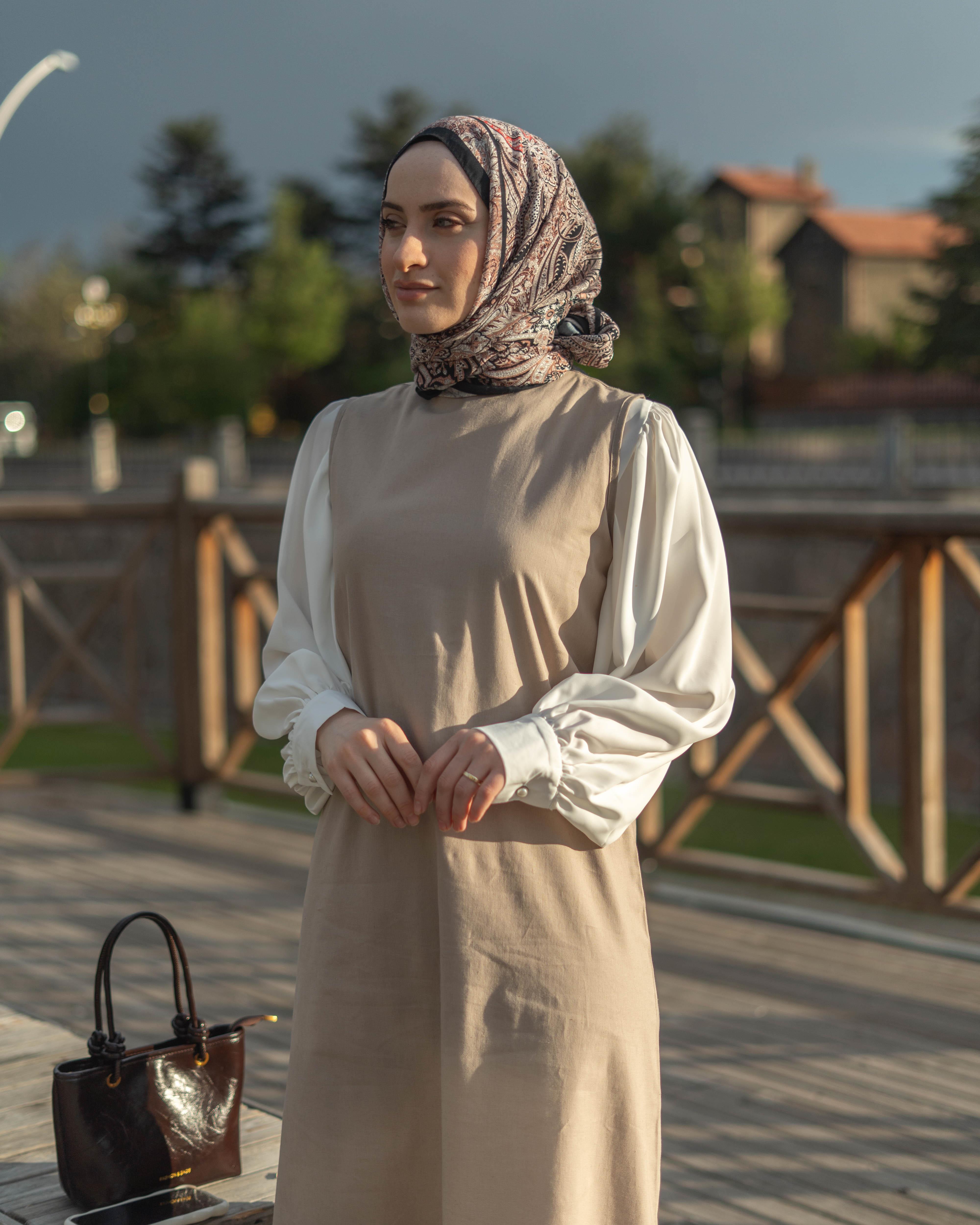 Pamuk Keten Kolsuz Elbise BEJ