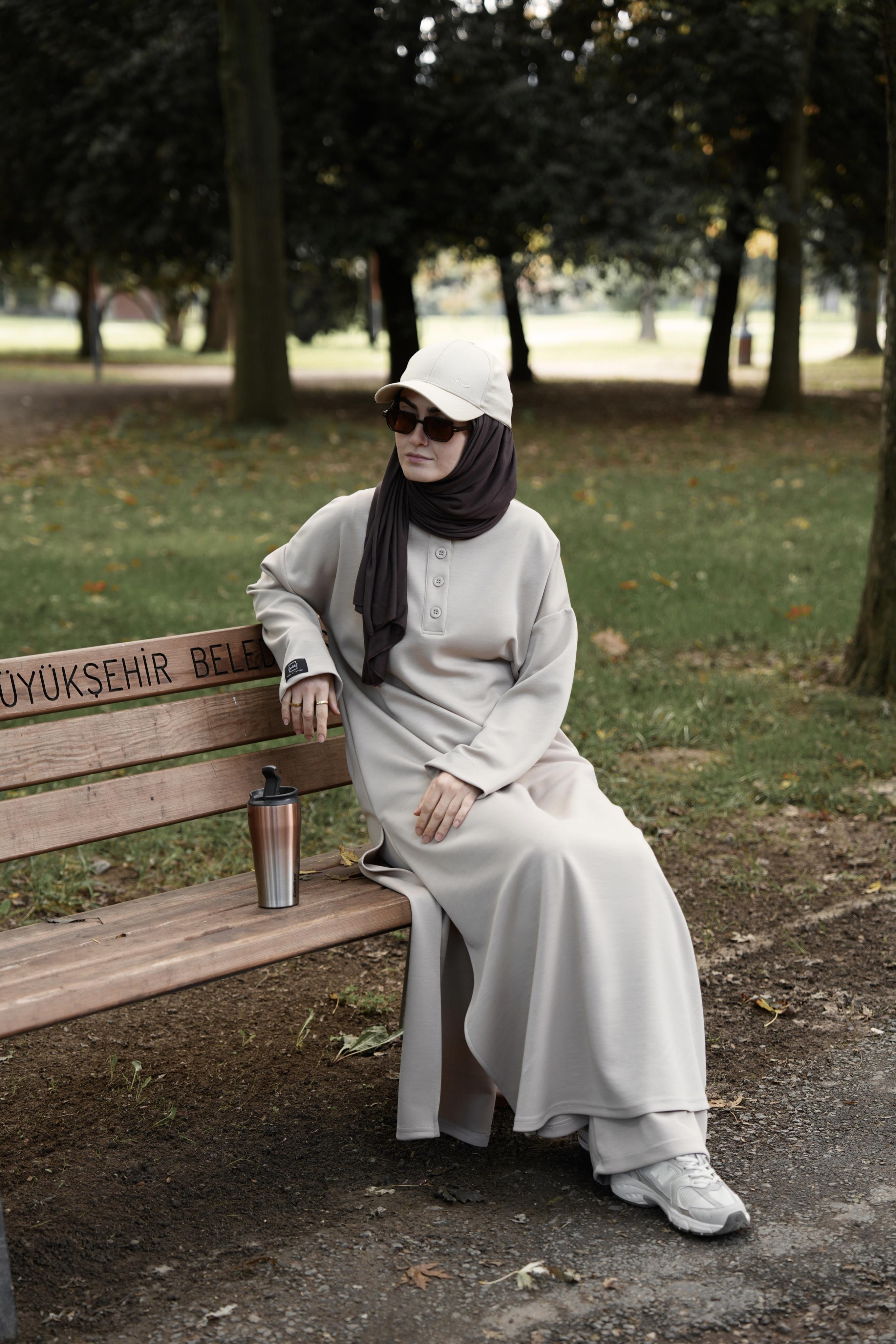 Modal Pantolonlu Takım Bej