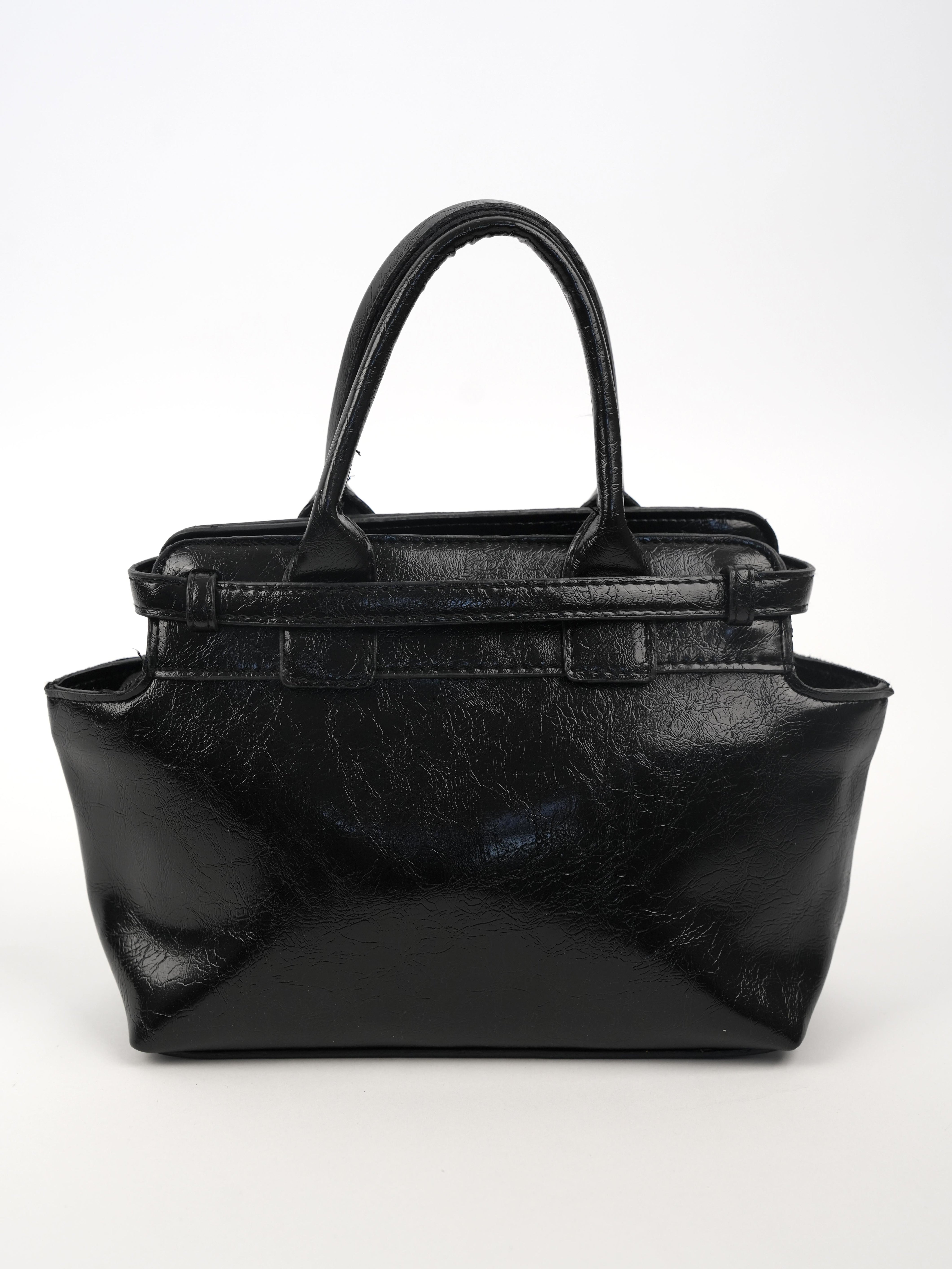 Ön Kemerli Çanta Siyah