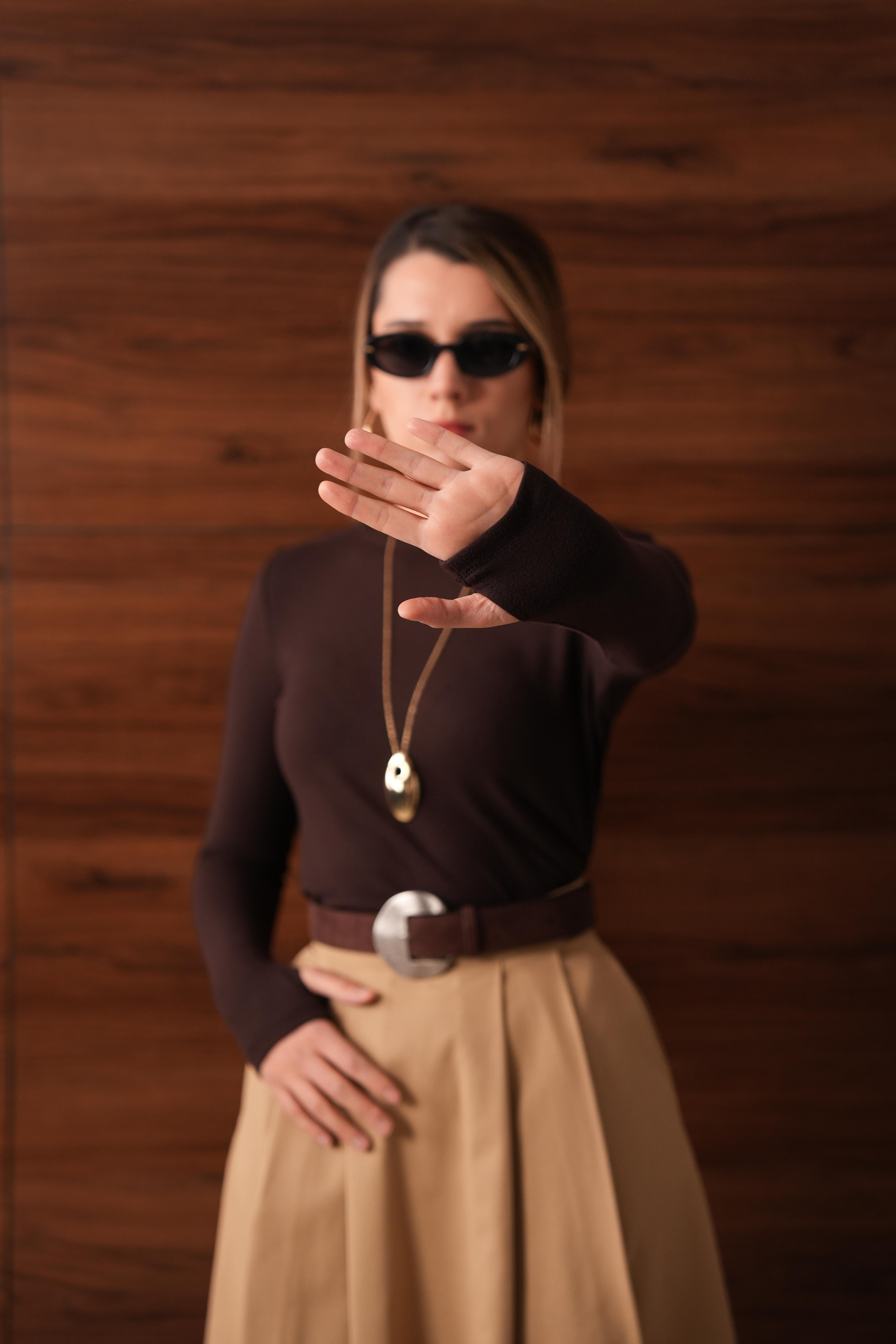 Parmak Detaylı Body KAHVERENGİ