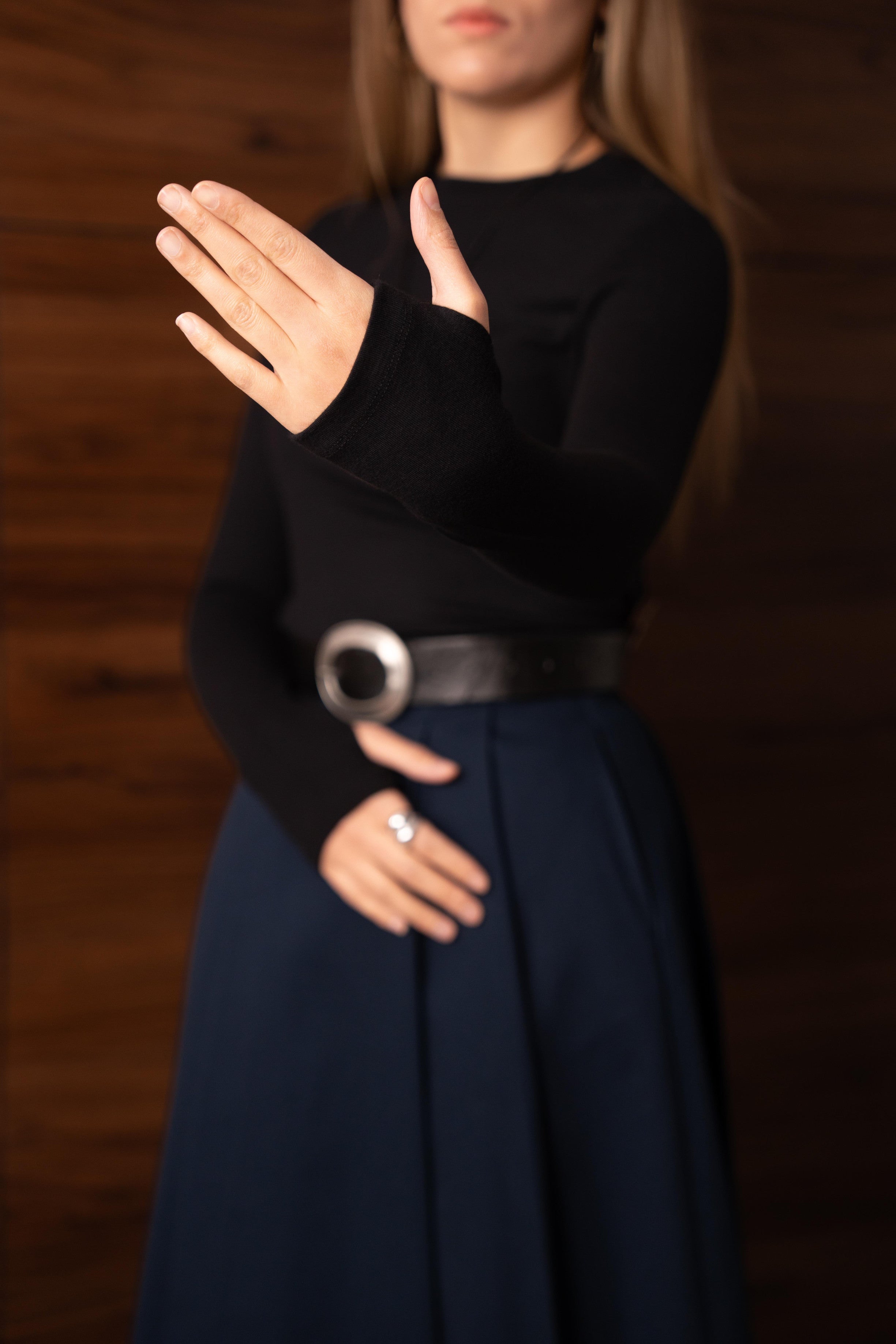 Parmak Detaylı Body SİYAH