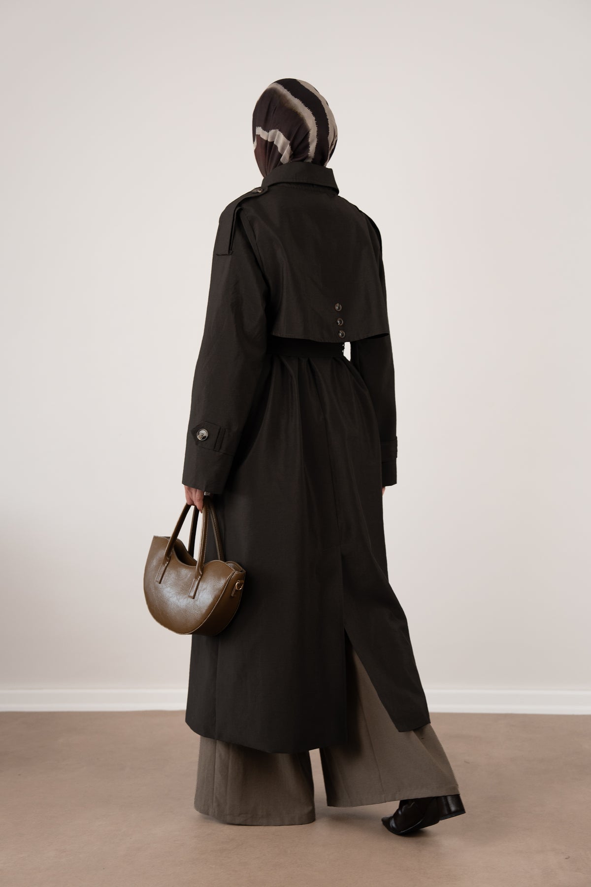 Düğme Detaylı Oversize Trençkot Kahverengi