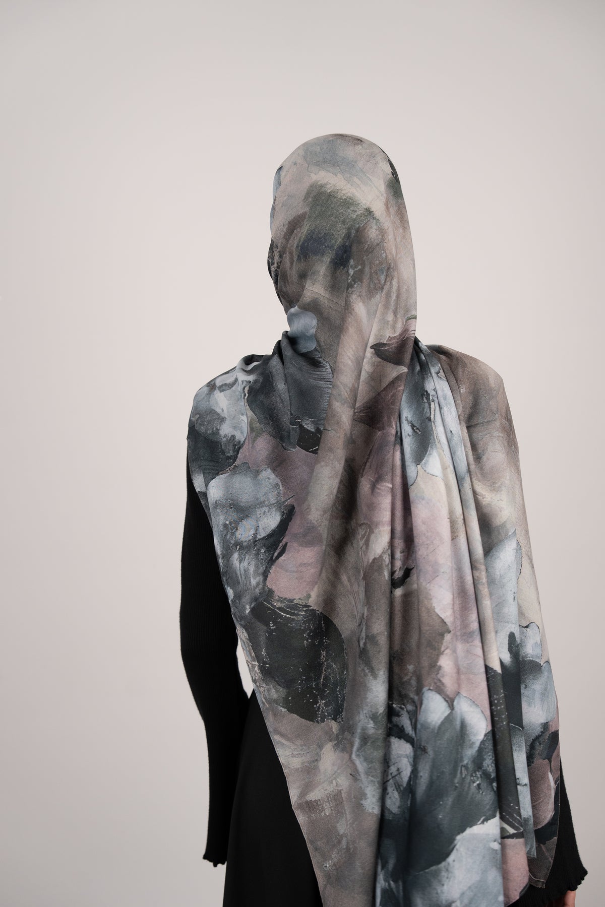 Flora Reverie Çift Taraflı Şal Gümüş