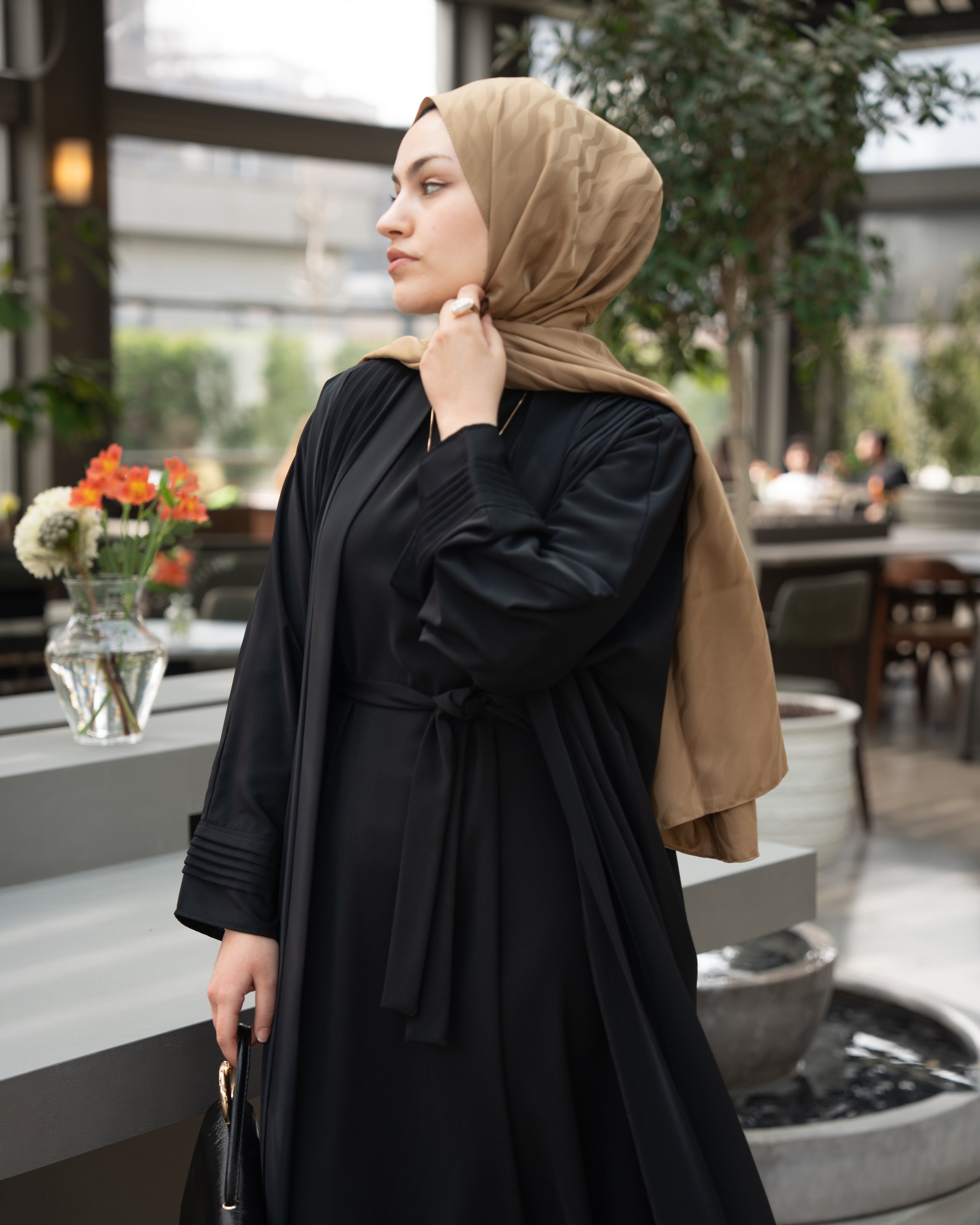 Nervürlü Abaya SİYAH