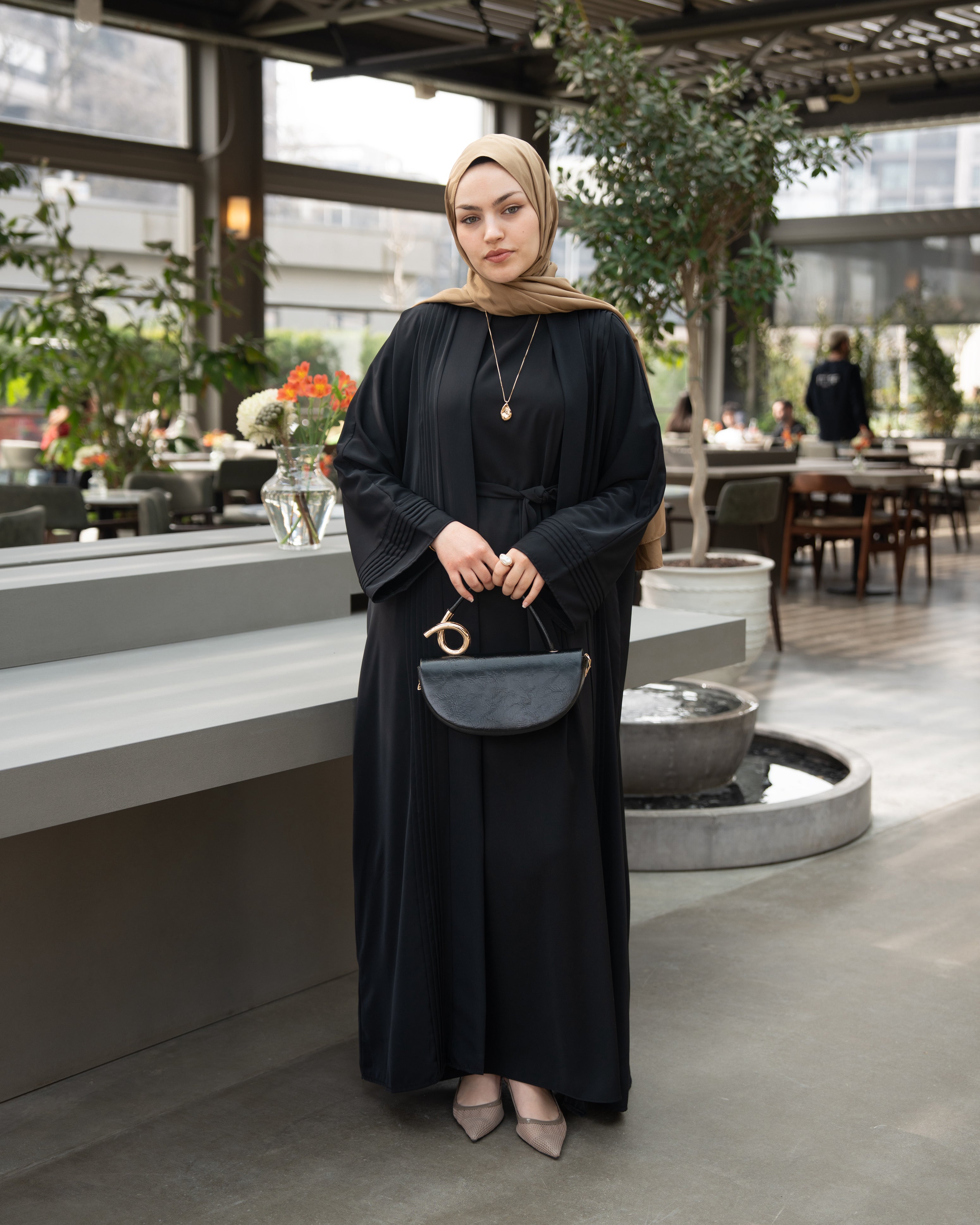 Nervürlü Abaya SİYAH