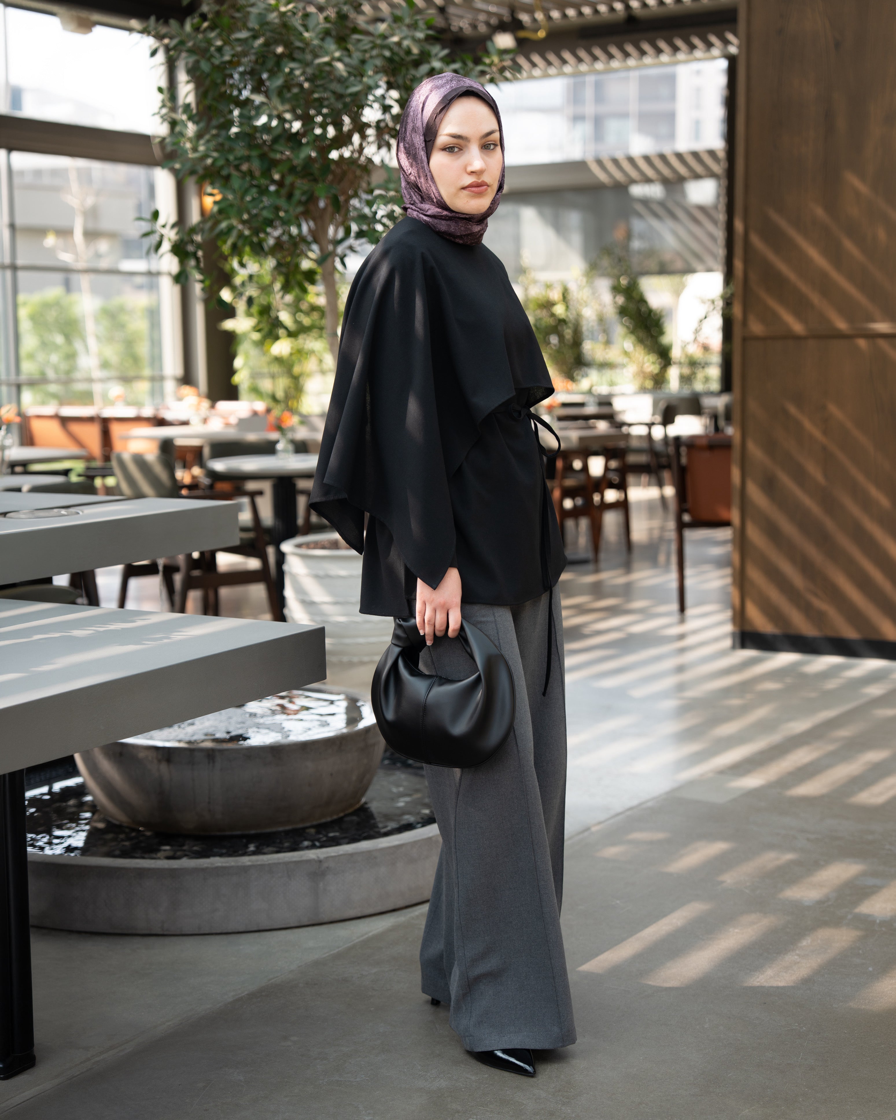 Pelerinli Tunik SİYAH