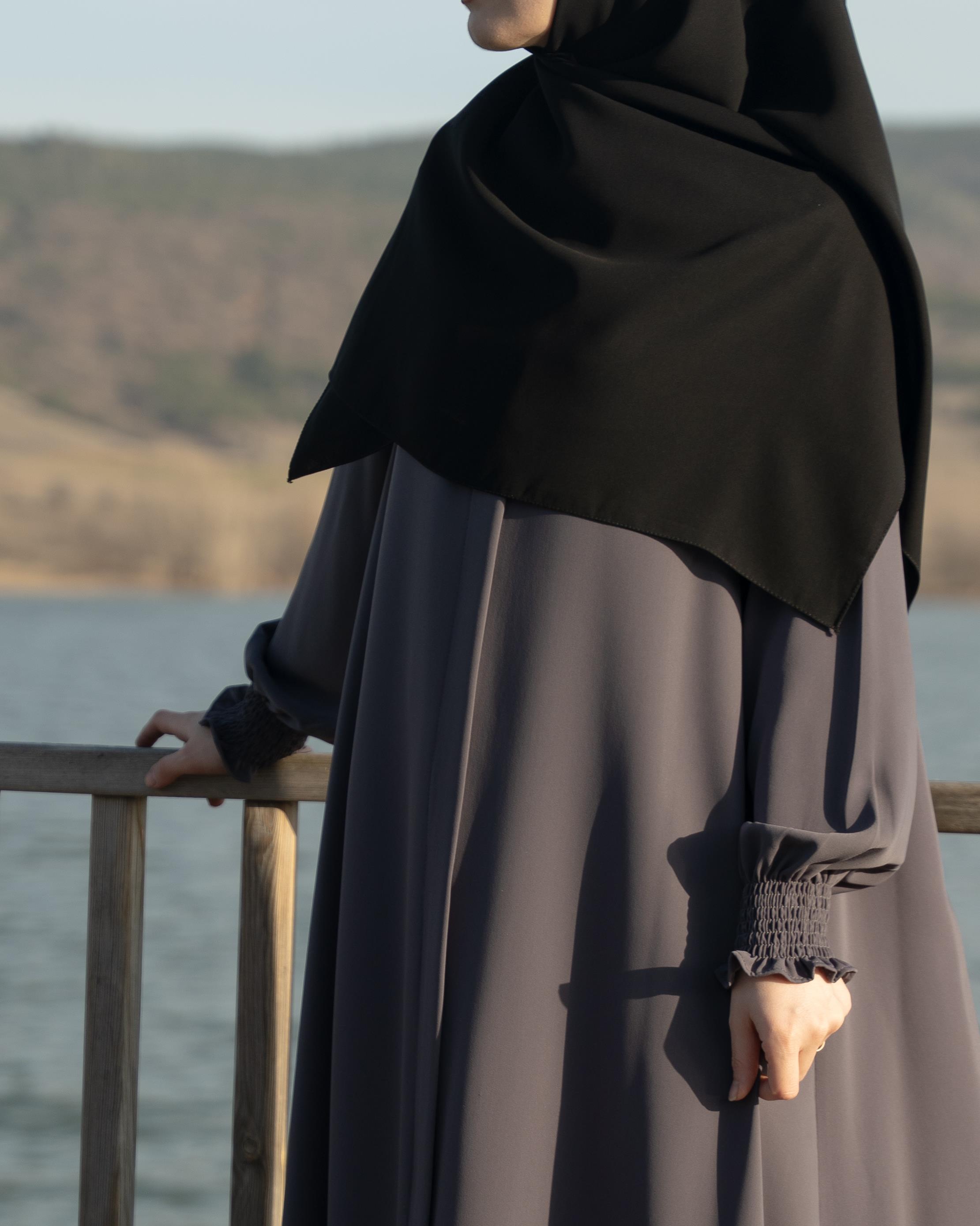 Aynil Kloş Ferace Füme