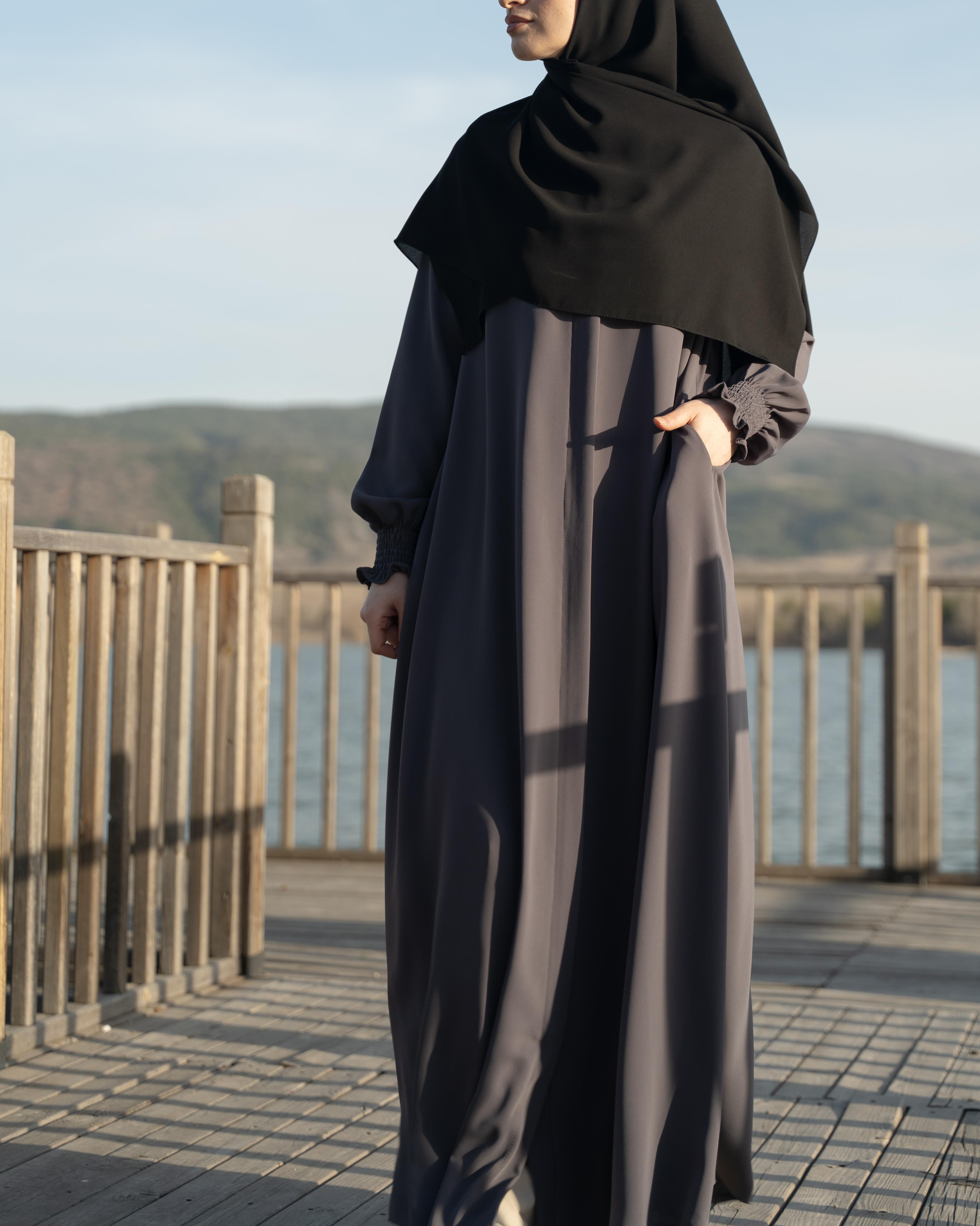 Aynil Kloş Ferace Füme