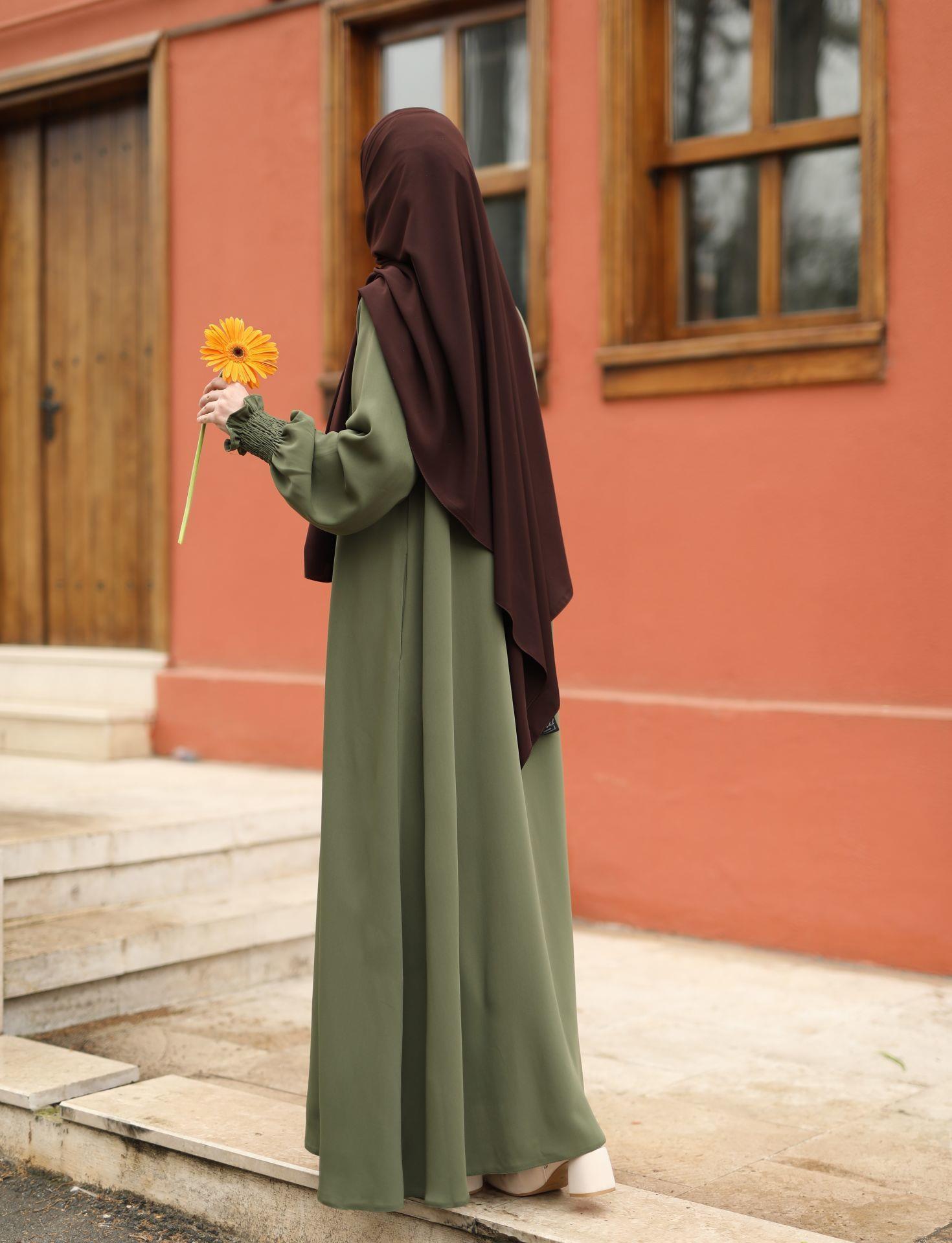 Aynil Kloş Ferace YEŞİL