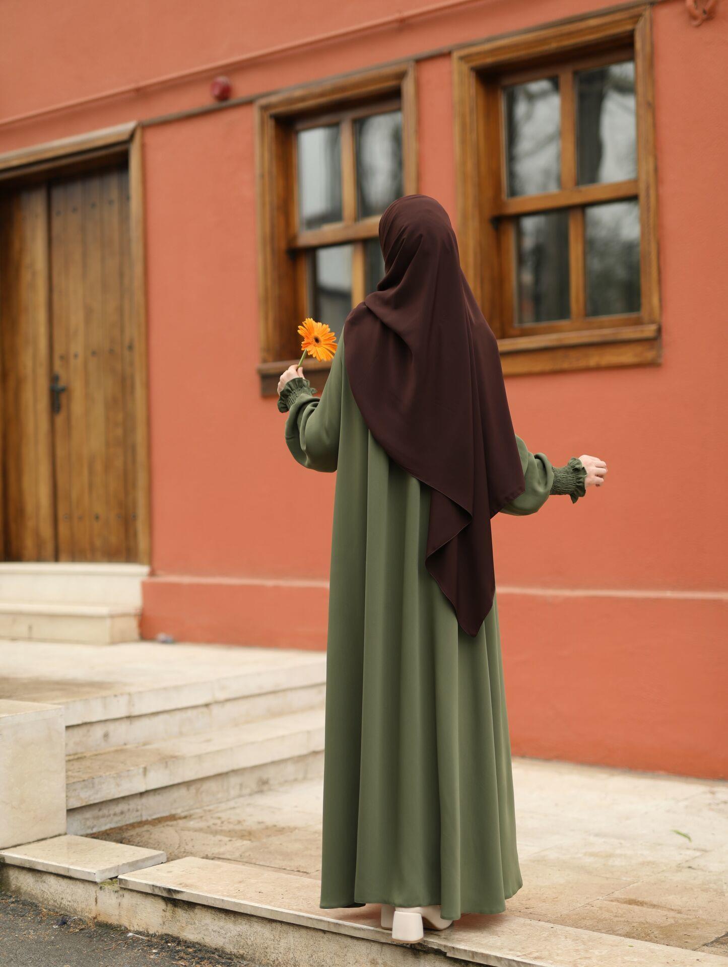 Aynil Kloş Ferace YEŞİL