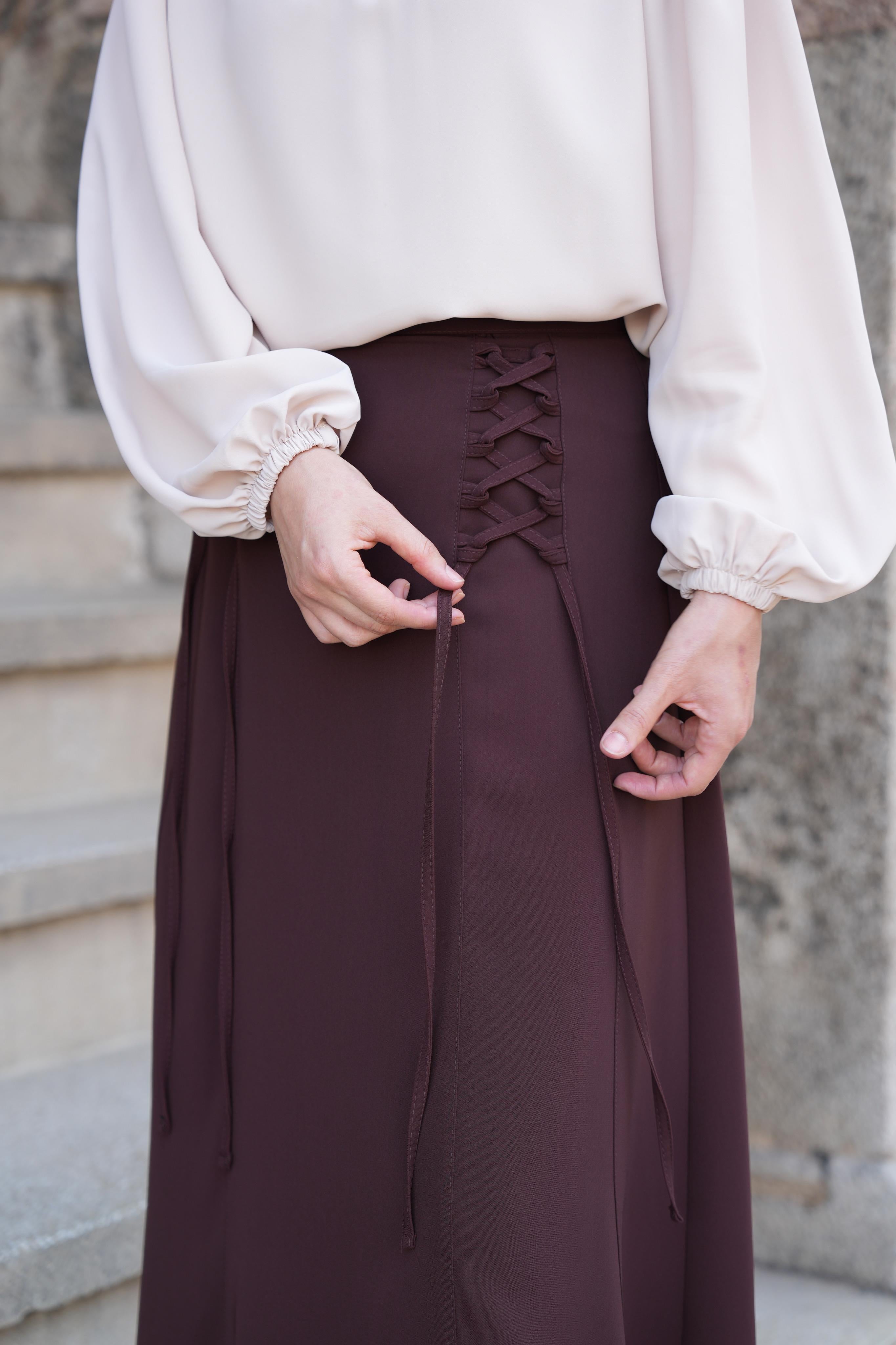 Bağcıklı Etek Kahverengi