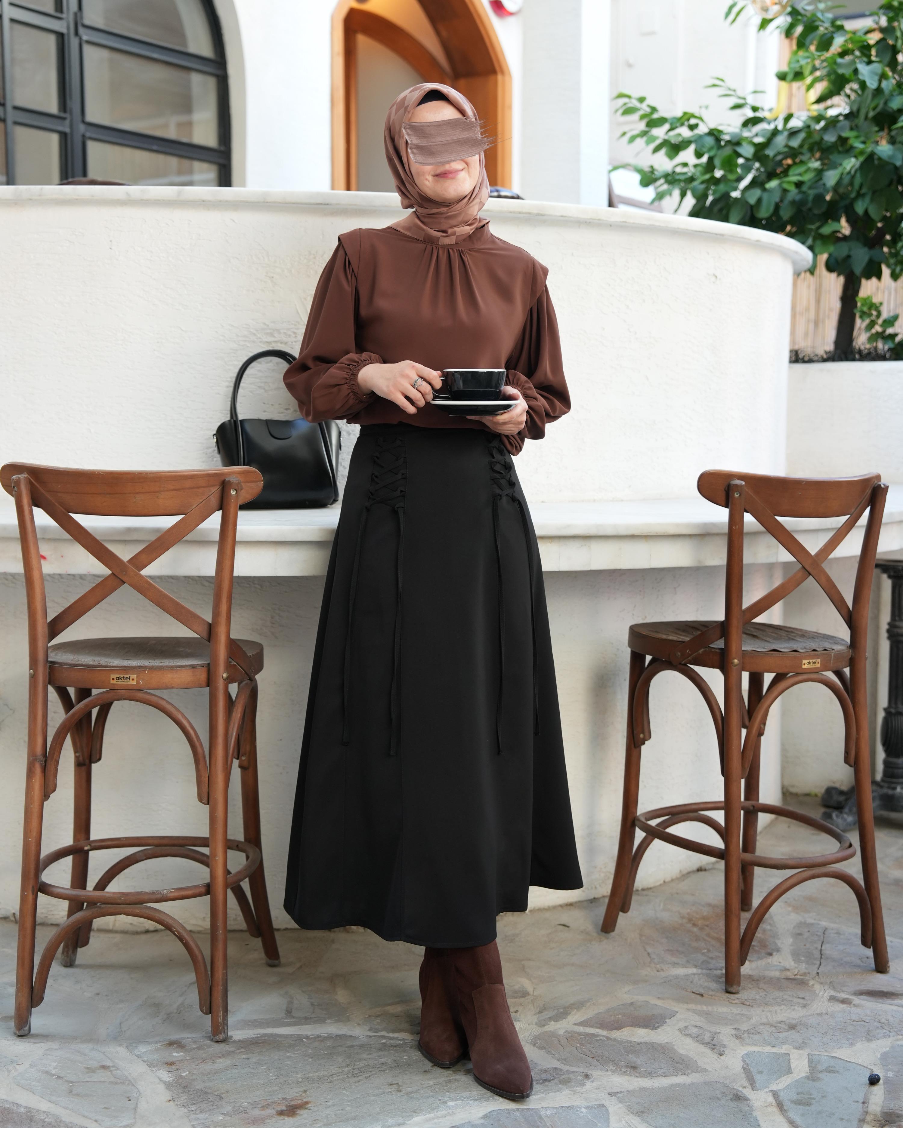 Bağcıklı Etek Siyah