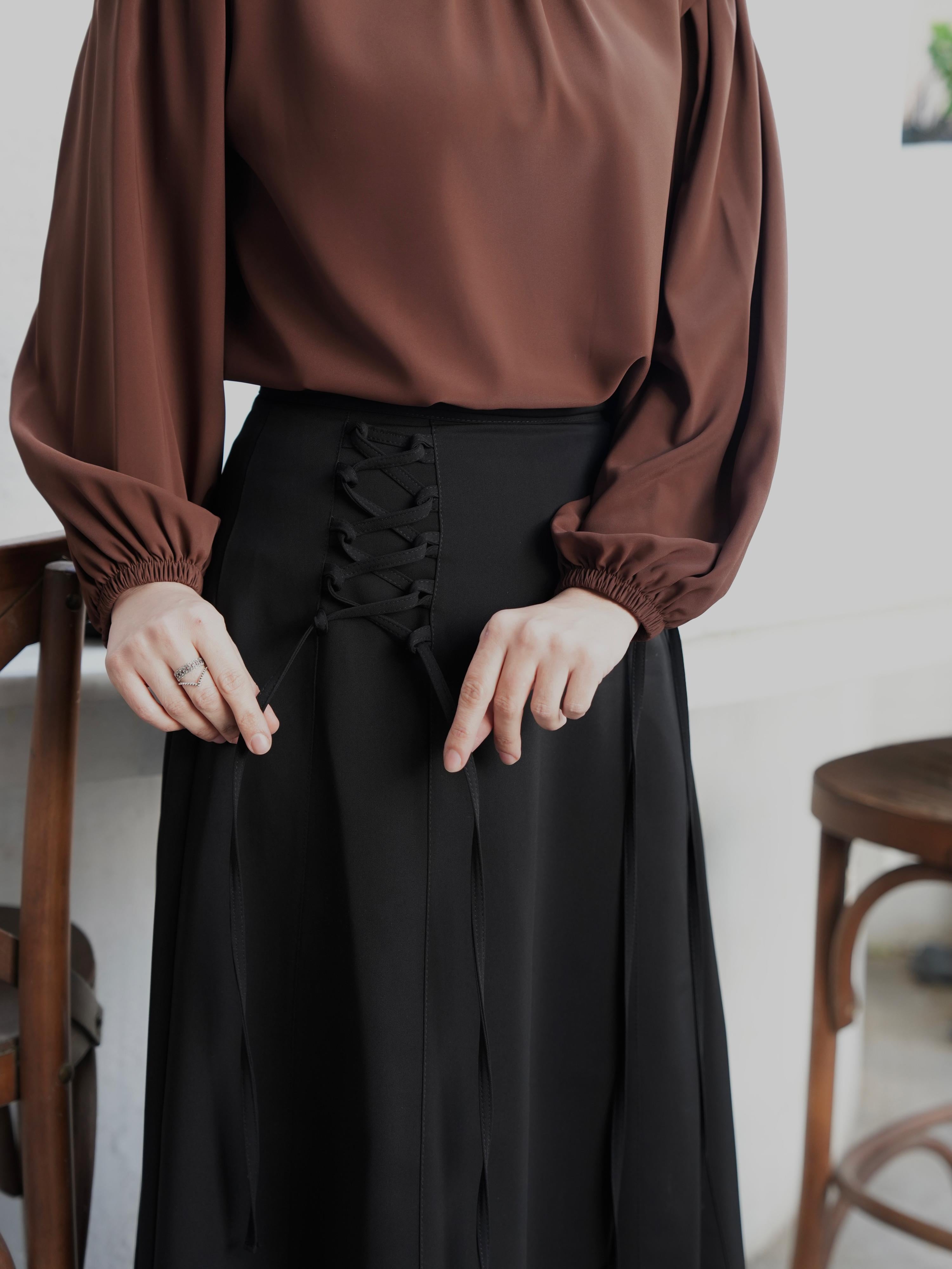 Bağcıklı Etek Siyah