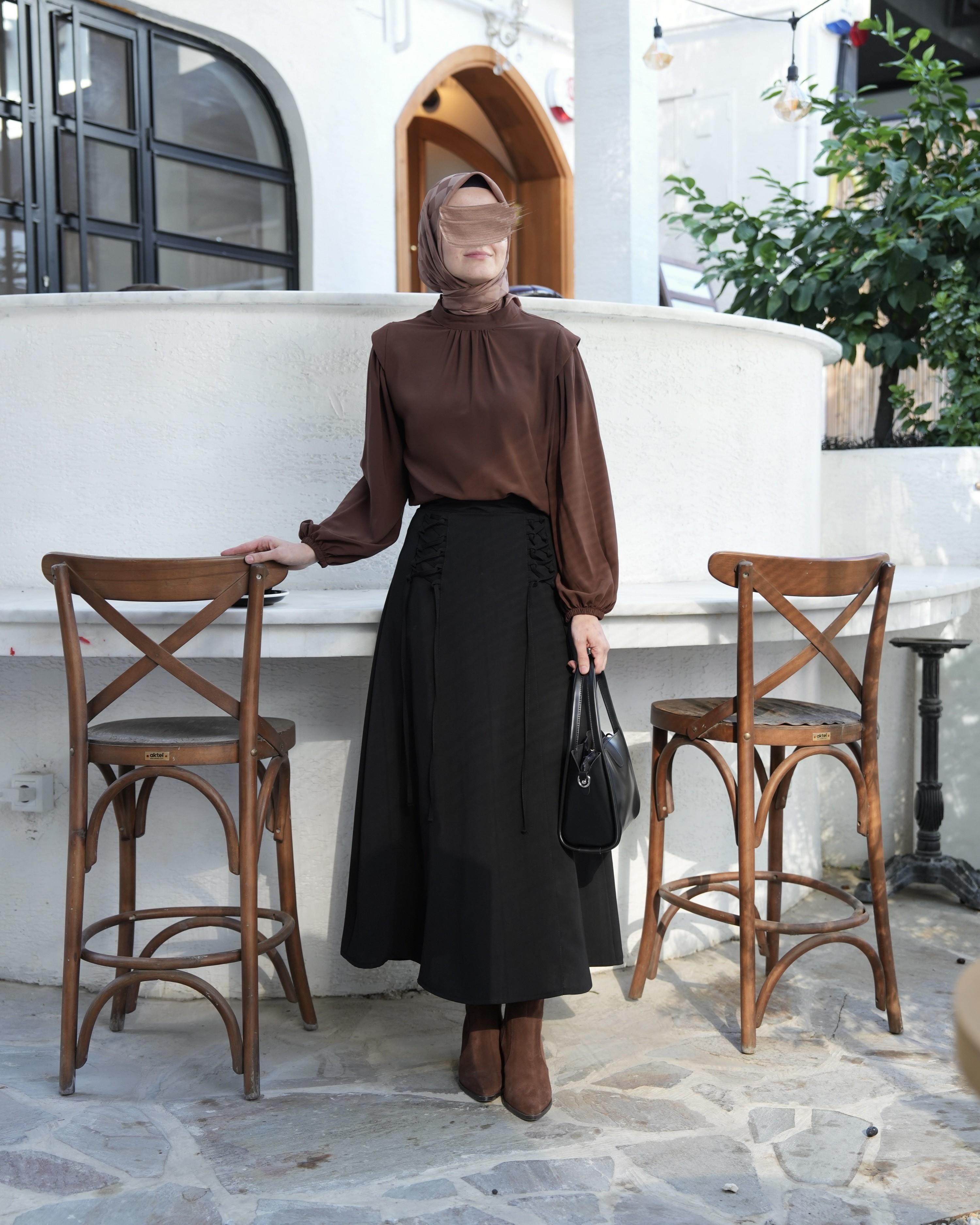 Bağcıklı Etek Siyah