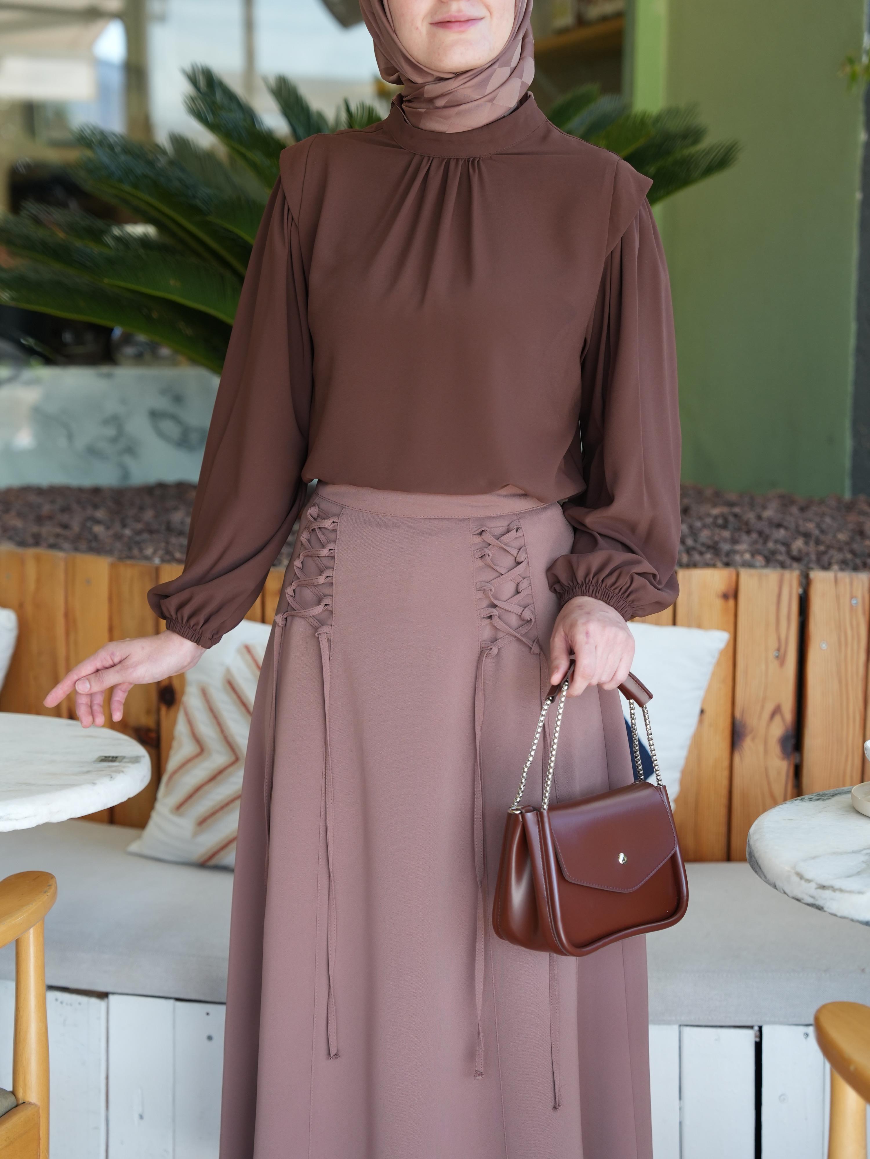 Bağcıklı Etek Sütlü Kahve