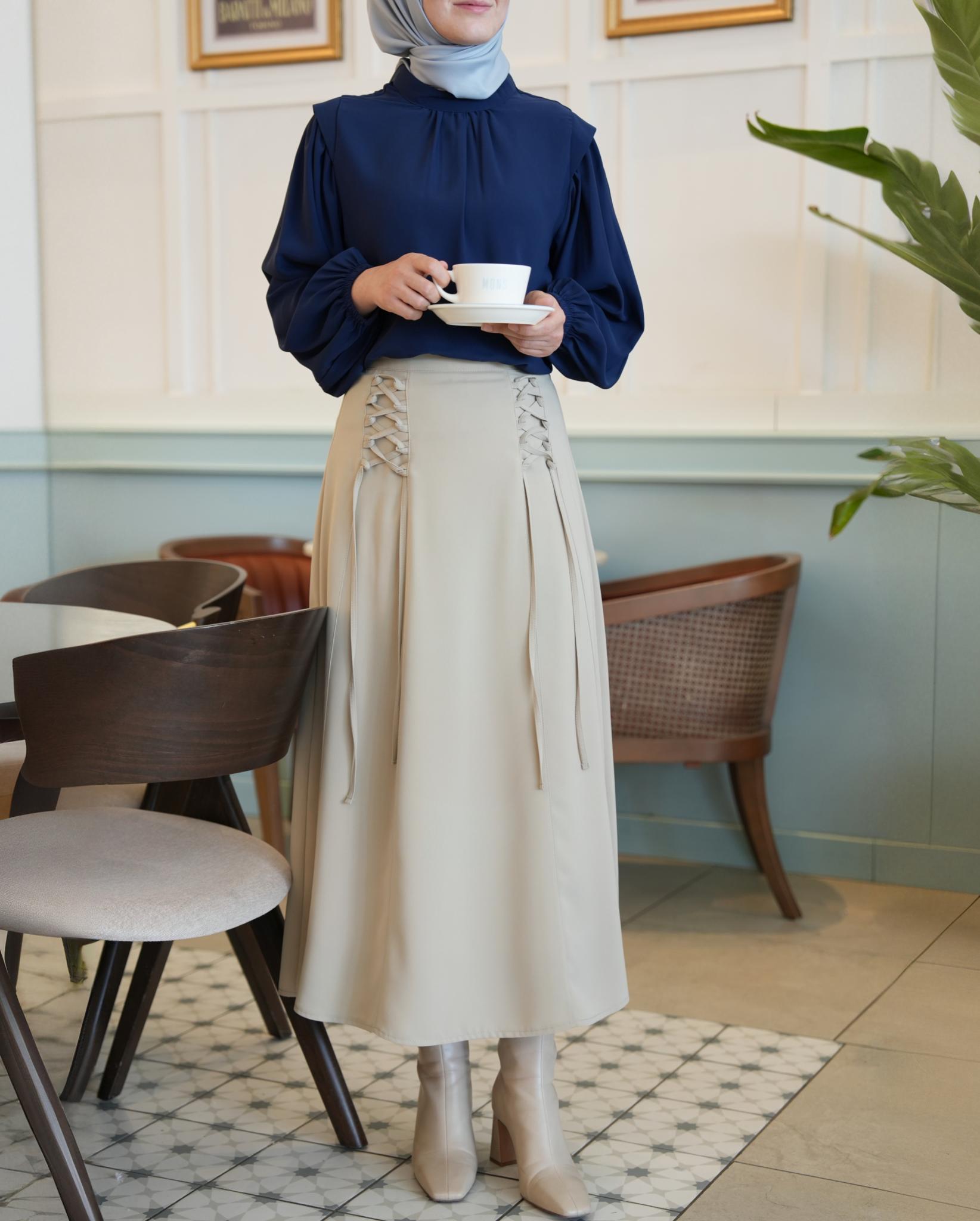 Bağcıklı Etek Taş