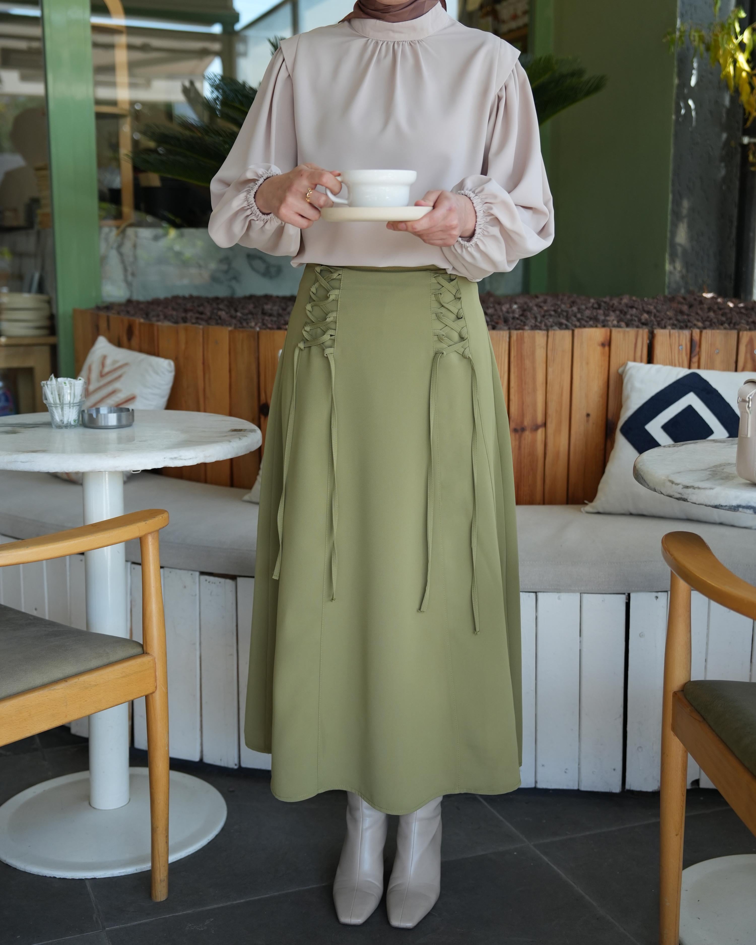 Bağcıklı Etek Yağ Yeşili