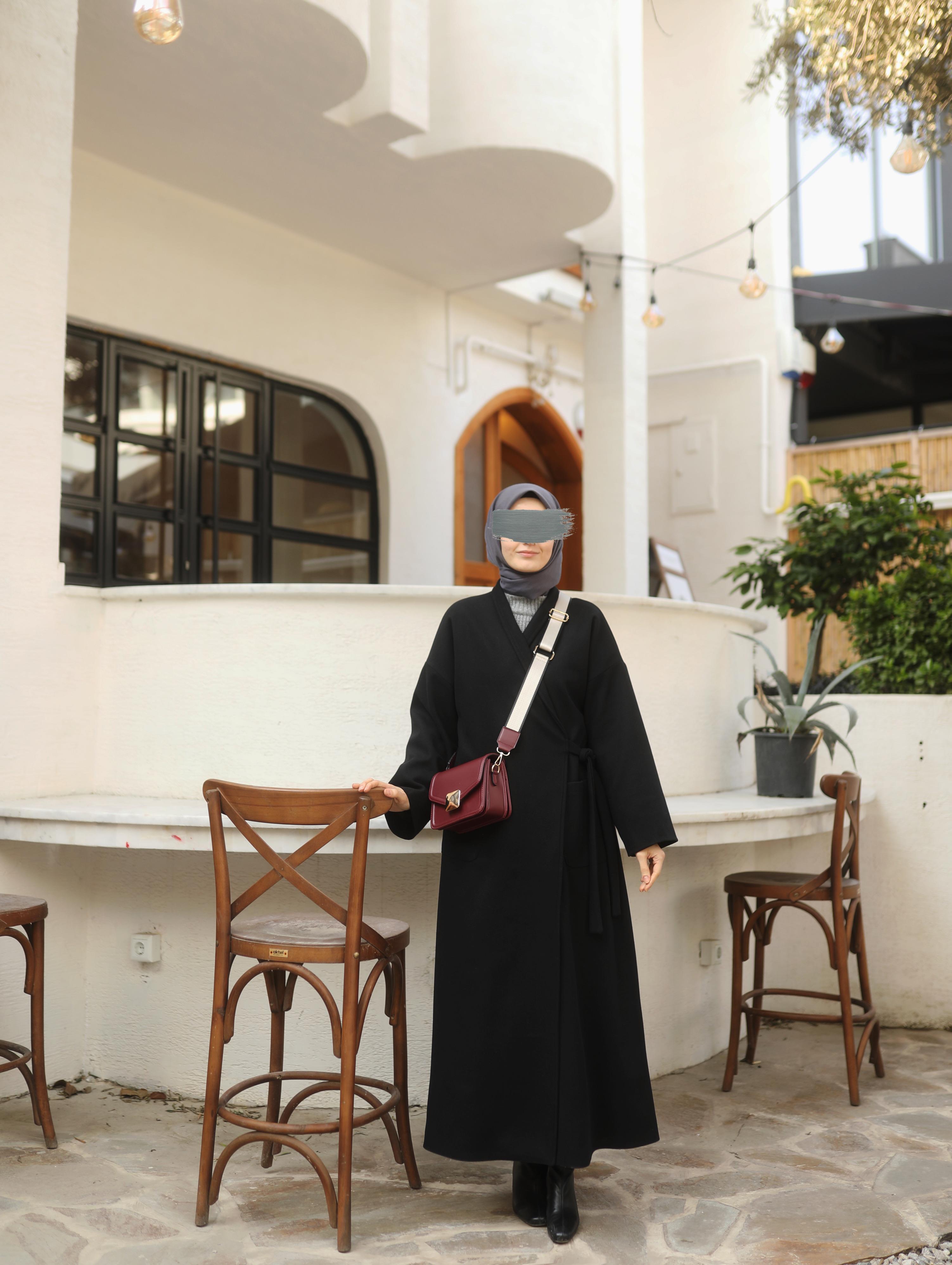 Basıc Kaşe Kaban SİYAH