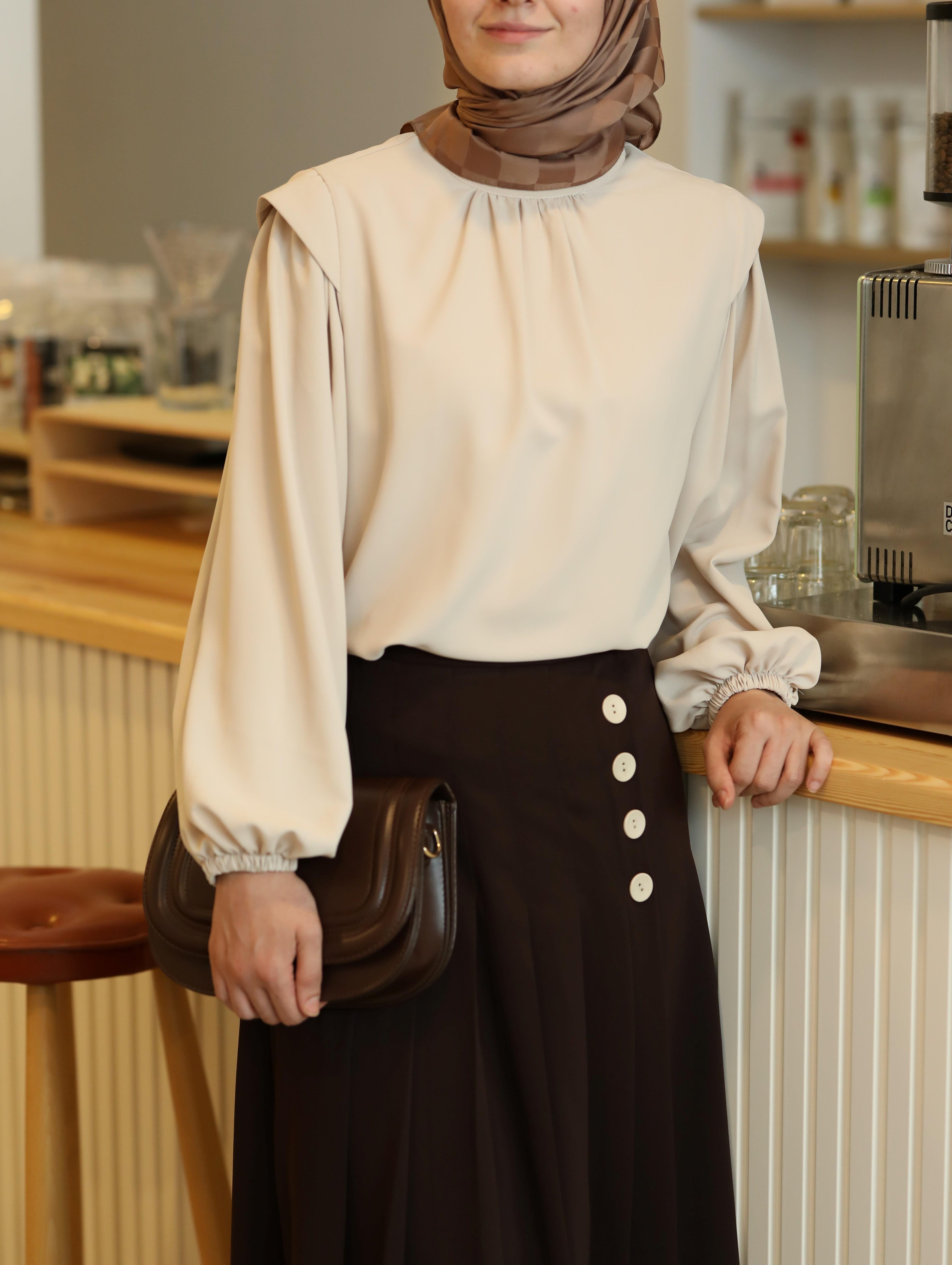 Büzgü Detaylı Gömlek BEJ